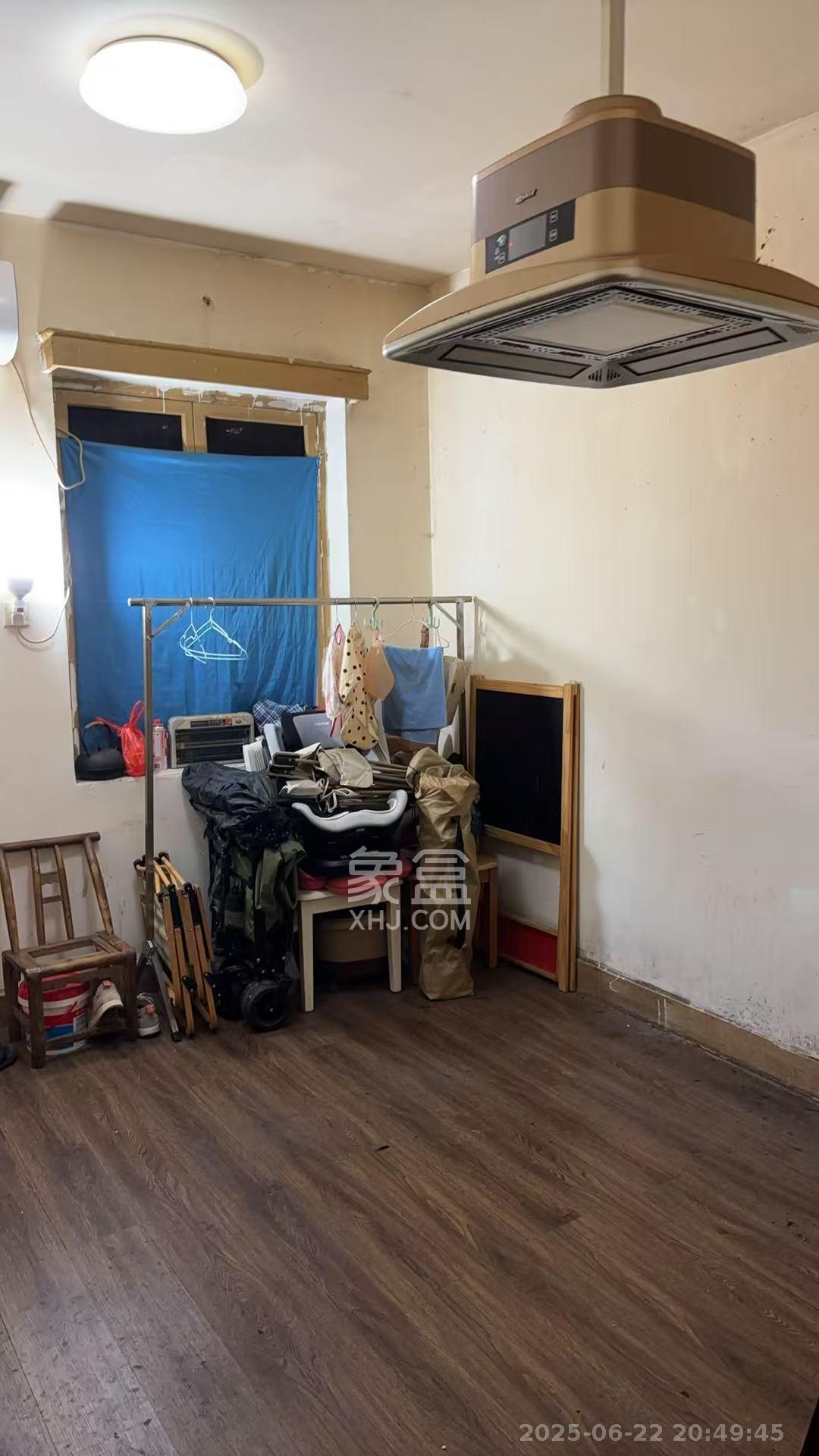 桂花二村  2室1厅1卫   1500.00元/月室内图