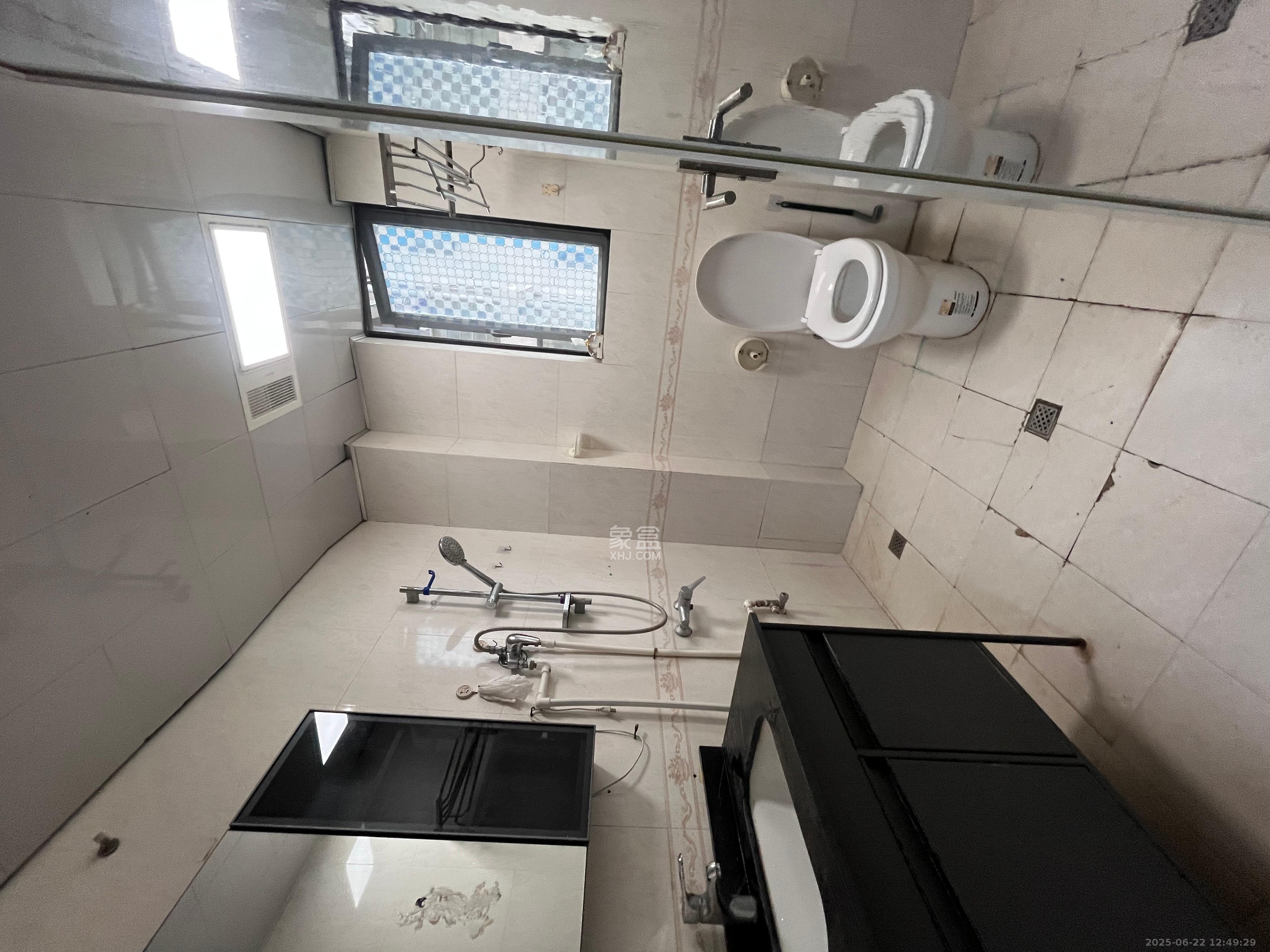 湘域中央 2室1厅1卫 3000.0元/月 湘域中央 2室1厅1卫 3000.0元/月室内图