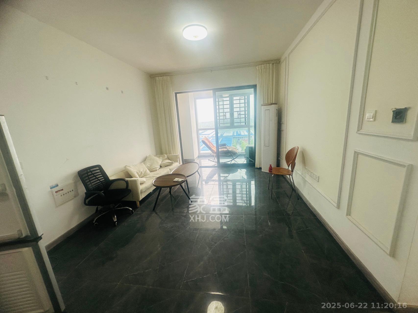 中南国际眼镜城(中伟商业中心) 3室2厅1卫 2100.0元/月 中南国际眼镜城(中伟商业中心) 3室2厅1卫 2100.0元/月室内图