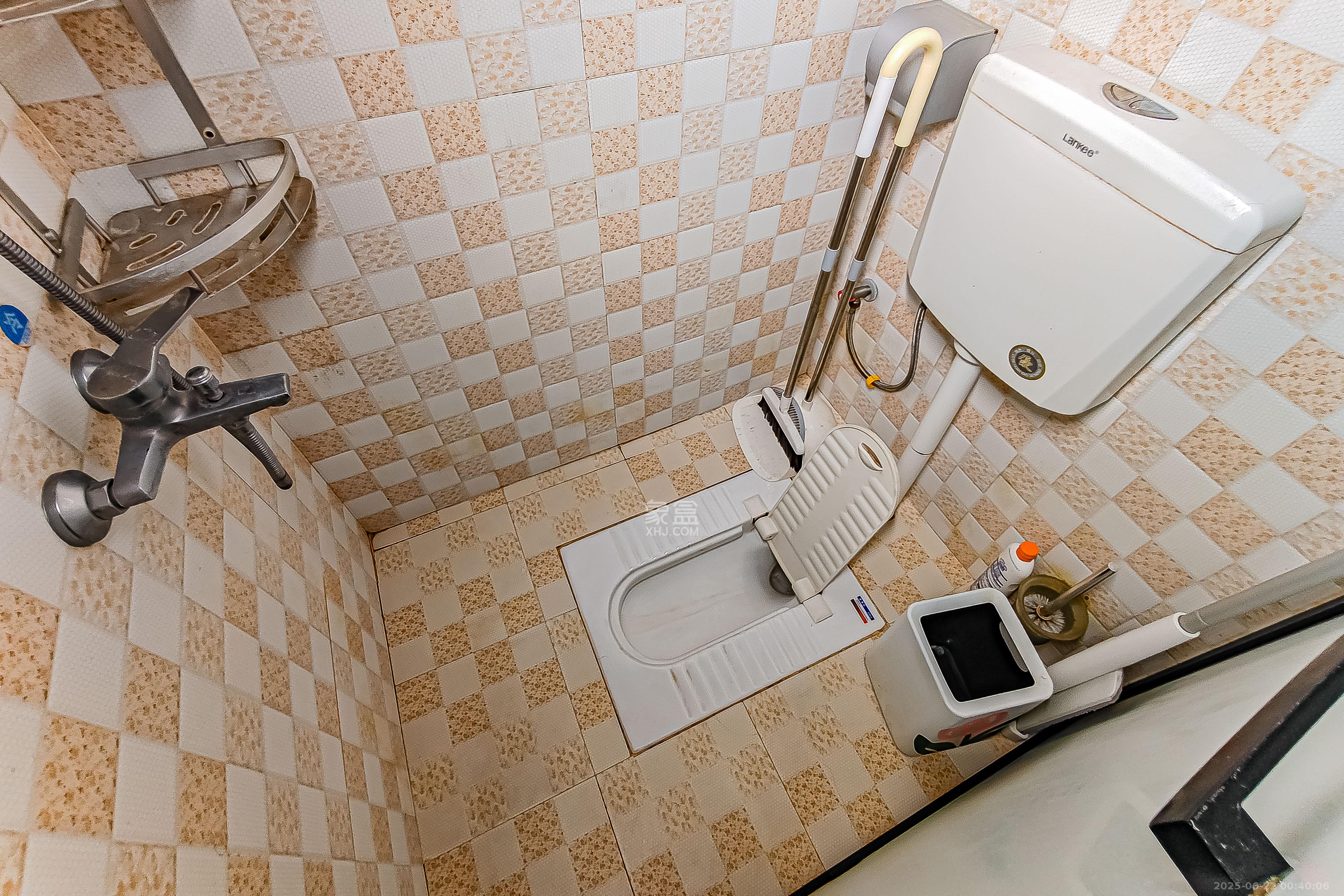 未来漫城  1室1厅1卫   33.80万卫生间