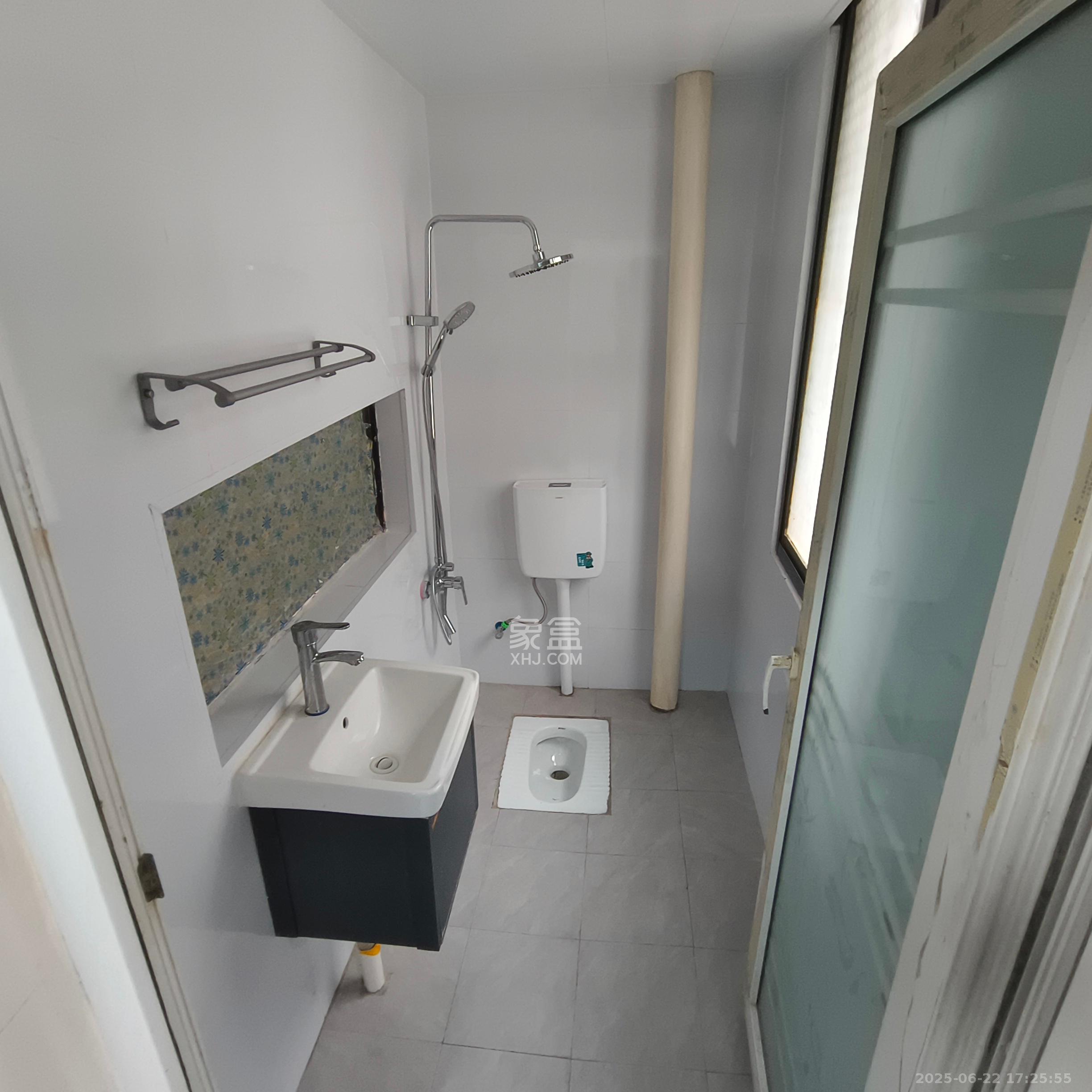 星沙二区 2室1厅1卫 1200.0元/月 星沙二区 2室1厅1卫 1200.0元/月室内图