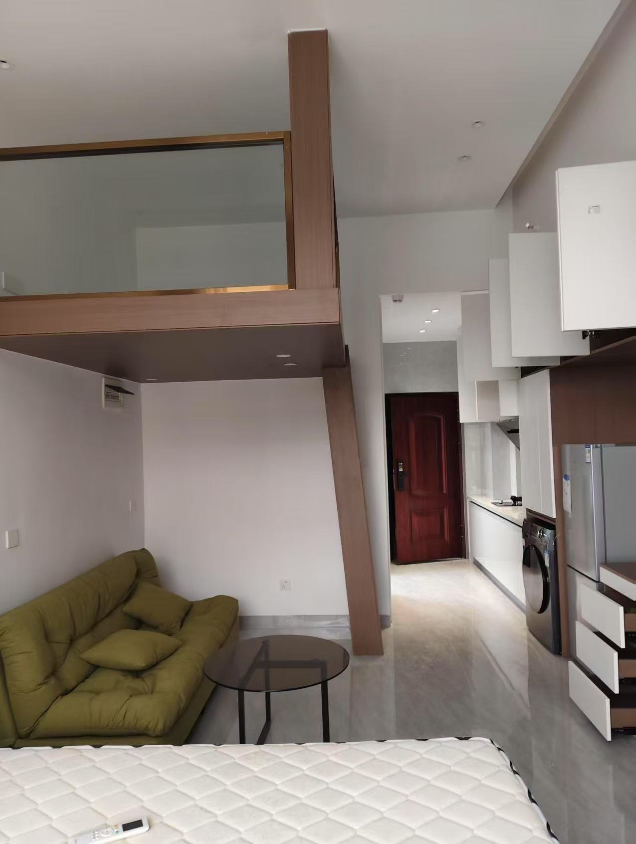 高新活力城  1室1厅1卫    1400.0元/月 高新活力城  1室1厅1卫    1400.0元/月