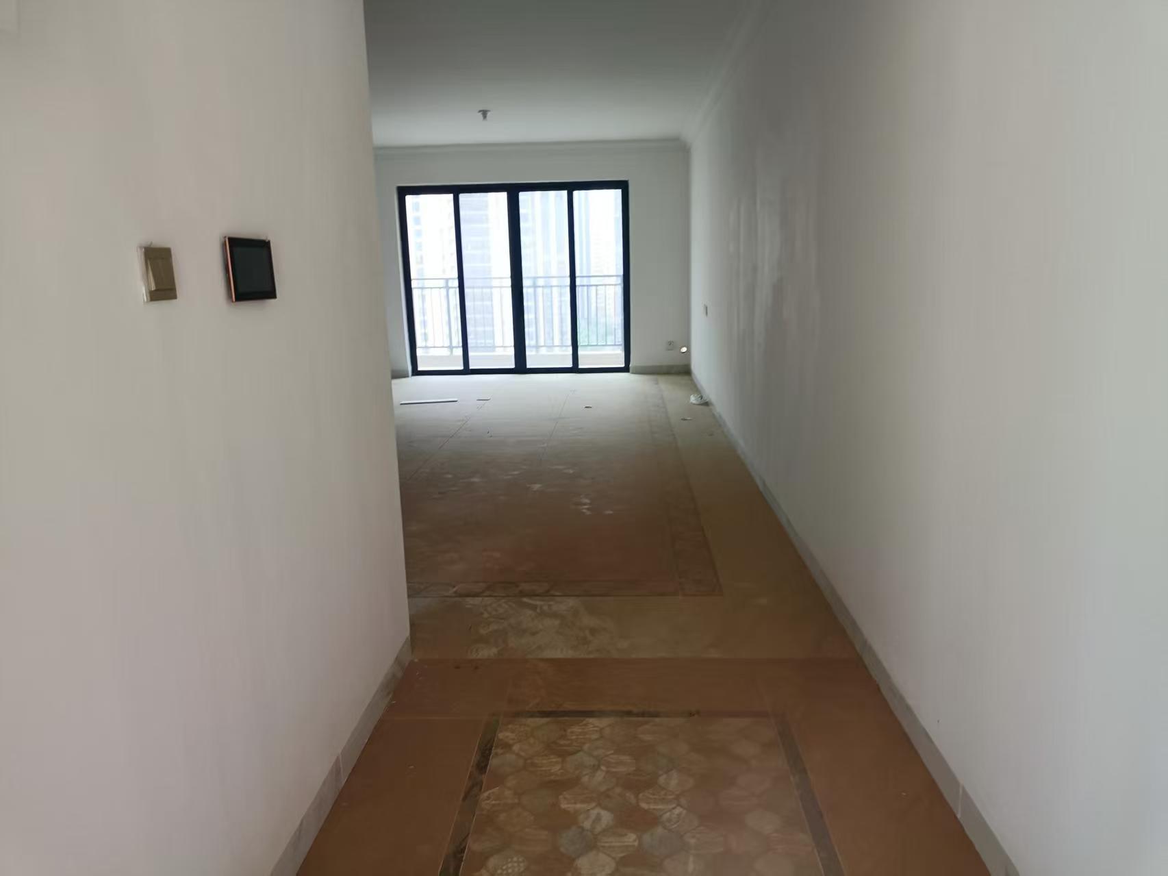 碧桂园梓山府 4室2厅2卫 2000.0元/月 碧桂园梓山府 4室2厅2卫 2000.0元/月室内图