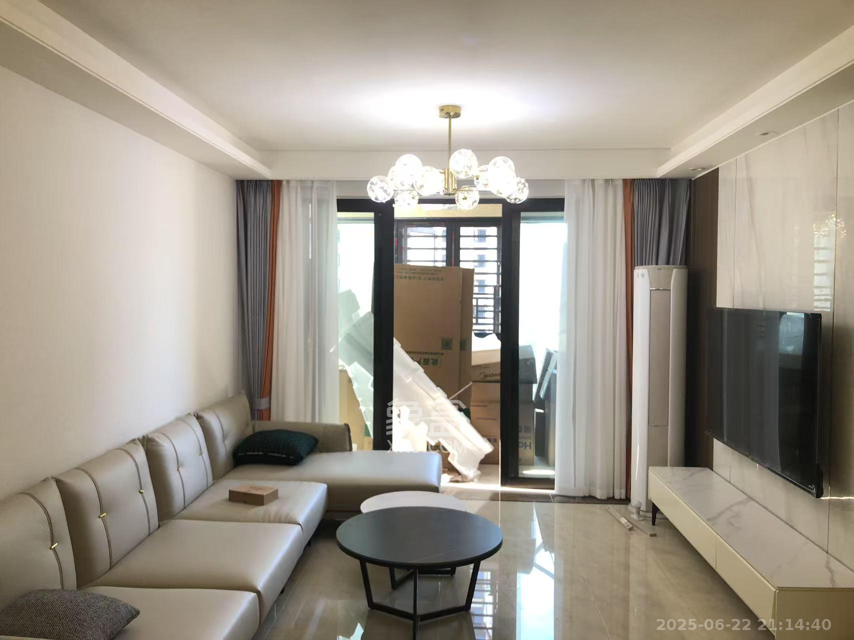 保利海德公园 3室2厅2卫 3800.0元/月 保利海德公园 3室2厅2卫 3800.0元/月室内图