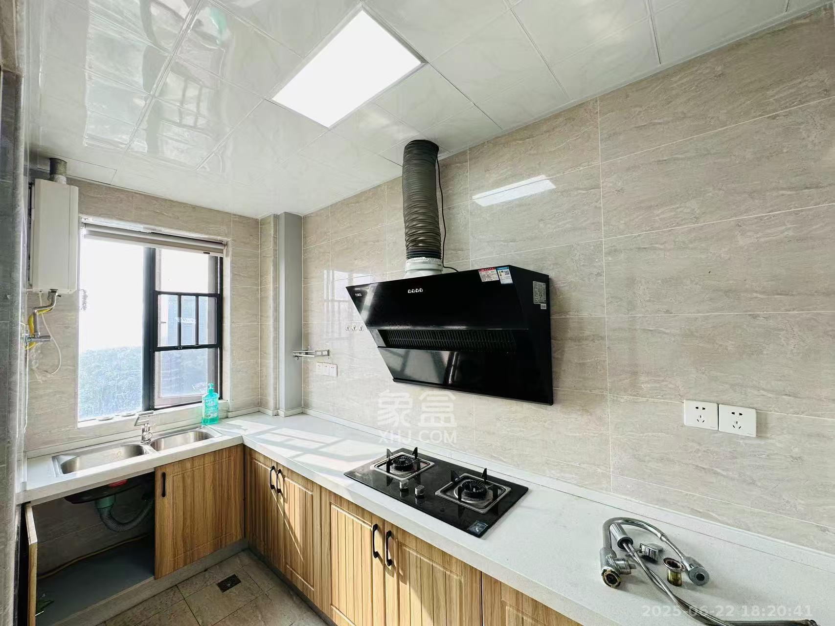 凯悦名城(泰悦公寓) 2室2厅1卫 2500.0元/月 凯悦名城(泰悦公寓) 2室2厅1卫 2500.0元/月室内图