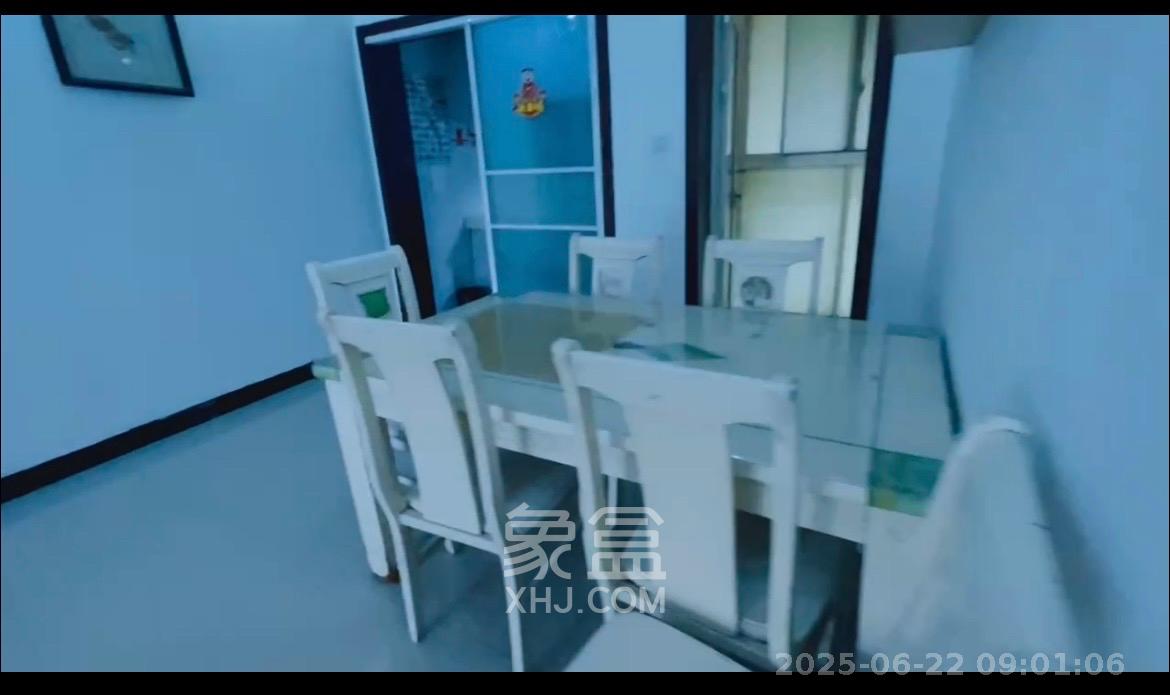 紫晶城 3室2厅2卫 1600.0元/月 紫晶城 3室2厅2卫 1600.0元/月室内图