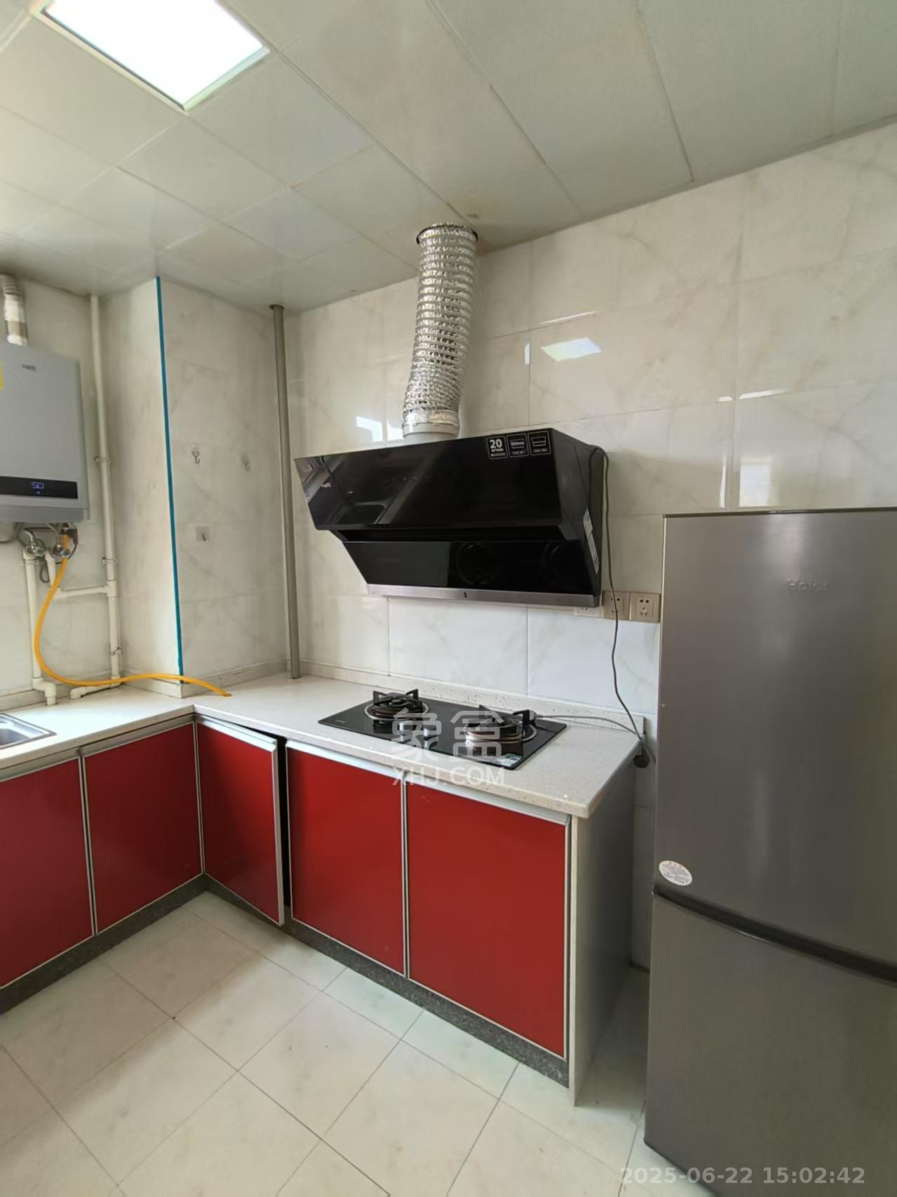 长城宾馆宿舍 3室1厅1卫 4200.0元/月 长城宾馆宿舍 3室1厅1卫 4200.0元/月室内图