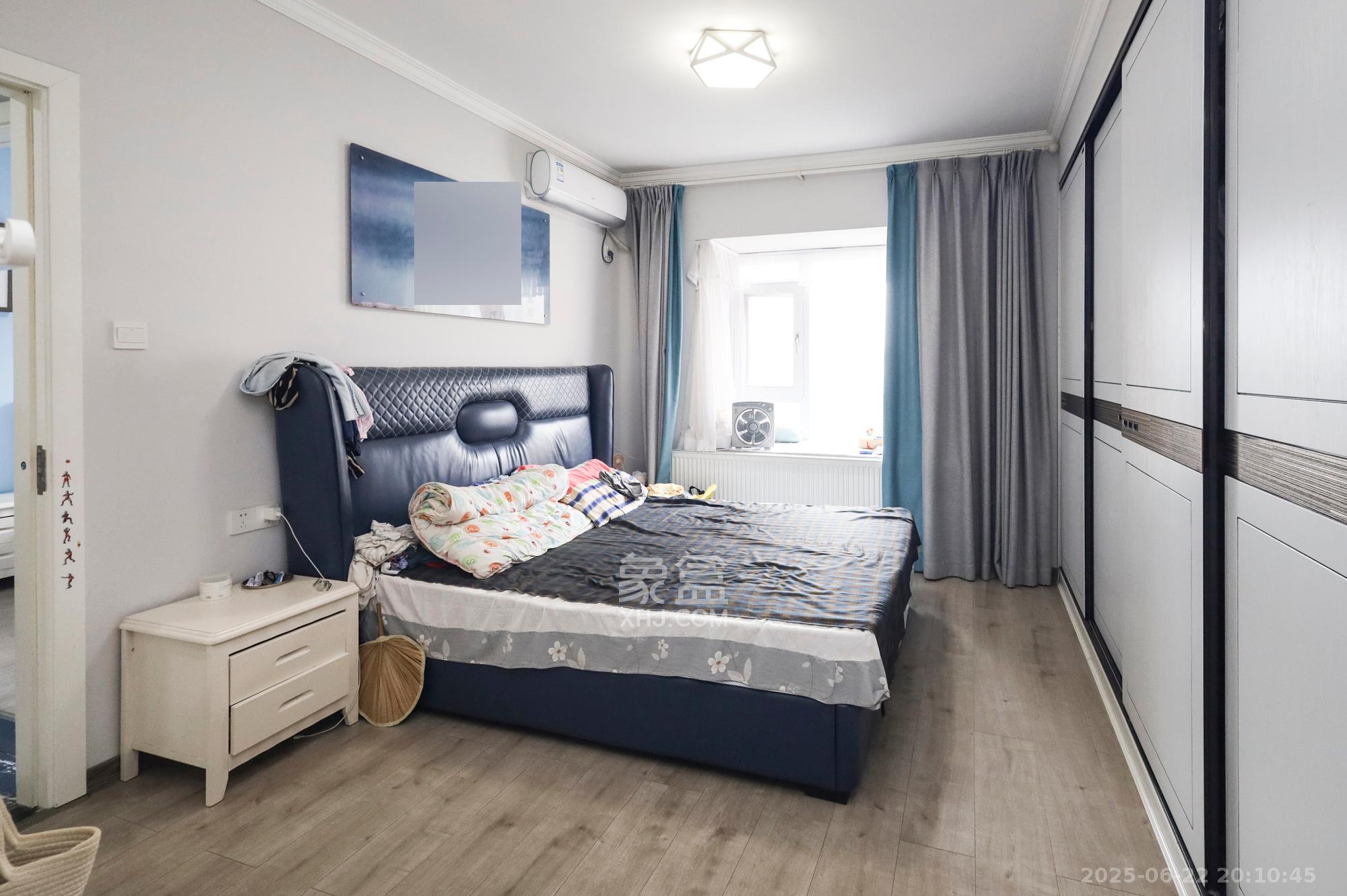 钱隆世家 4室2厅2卫 140.0万 钱隆世家 4室2厅2卫 140.0万卧室