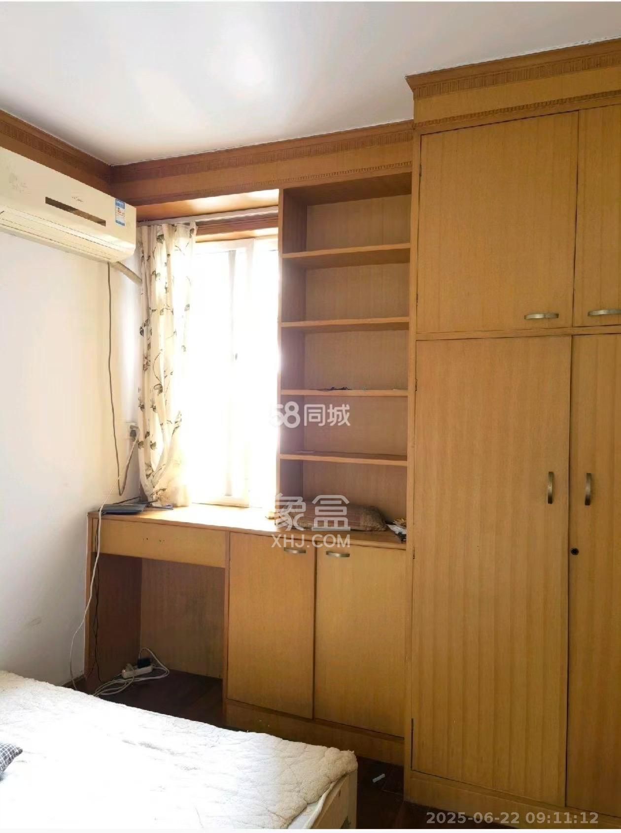 德政园  3室2厅1卫    2400.0元/月 德政园  3室2厅1卫    2400.0元/月室内图