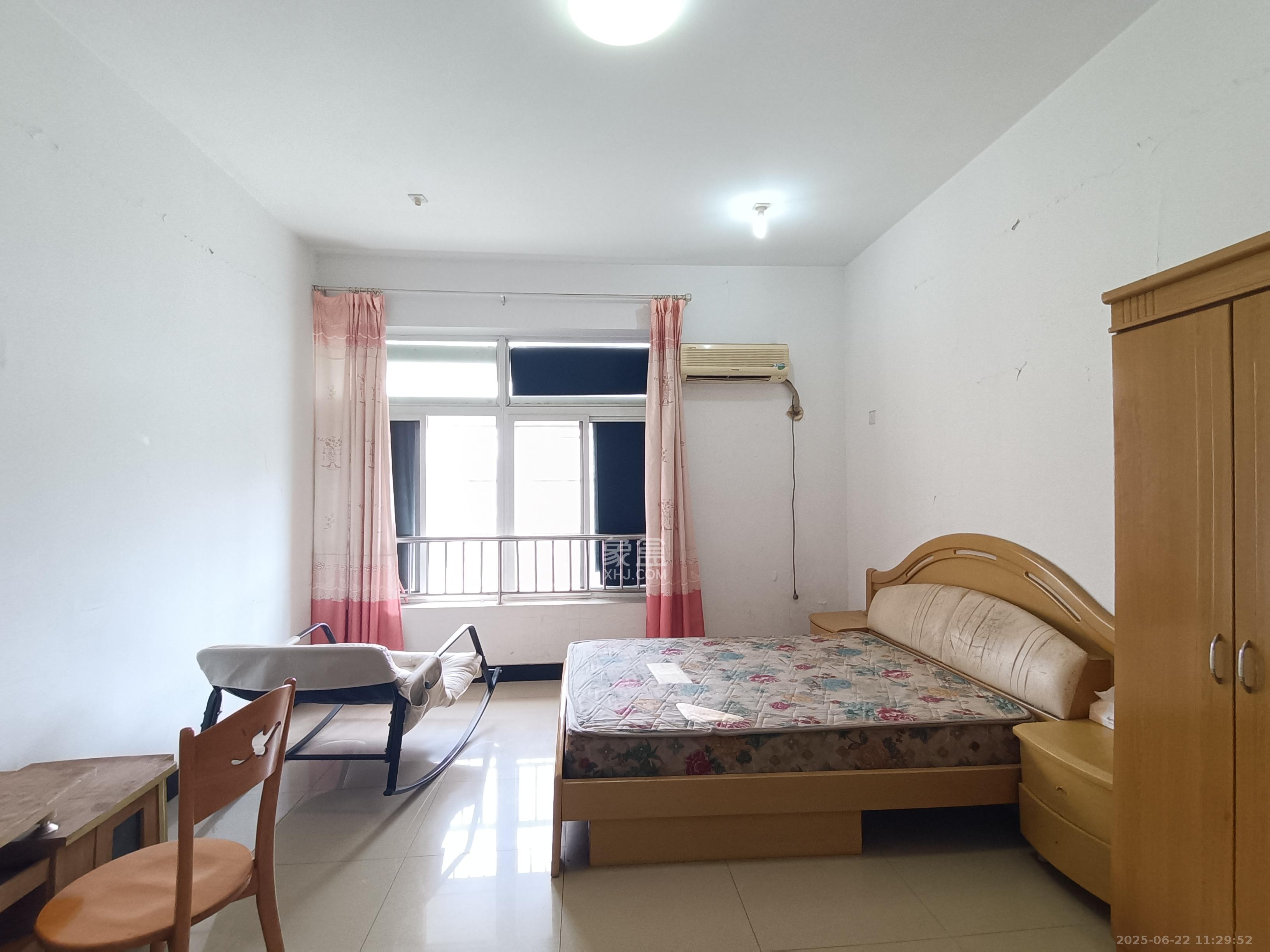 阳光新城 1室0厅0卫 1100.0元/月 阳光新城 1室0厅0卫 1100.0元/月室内图