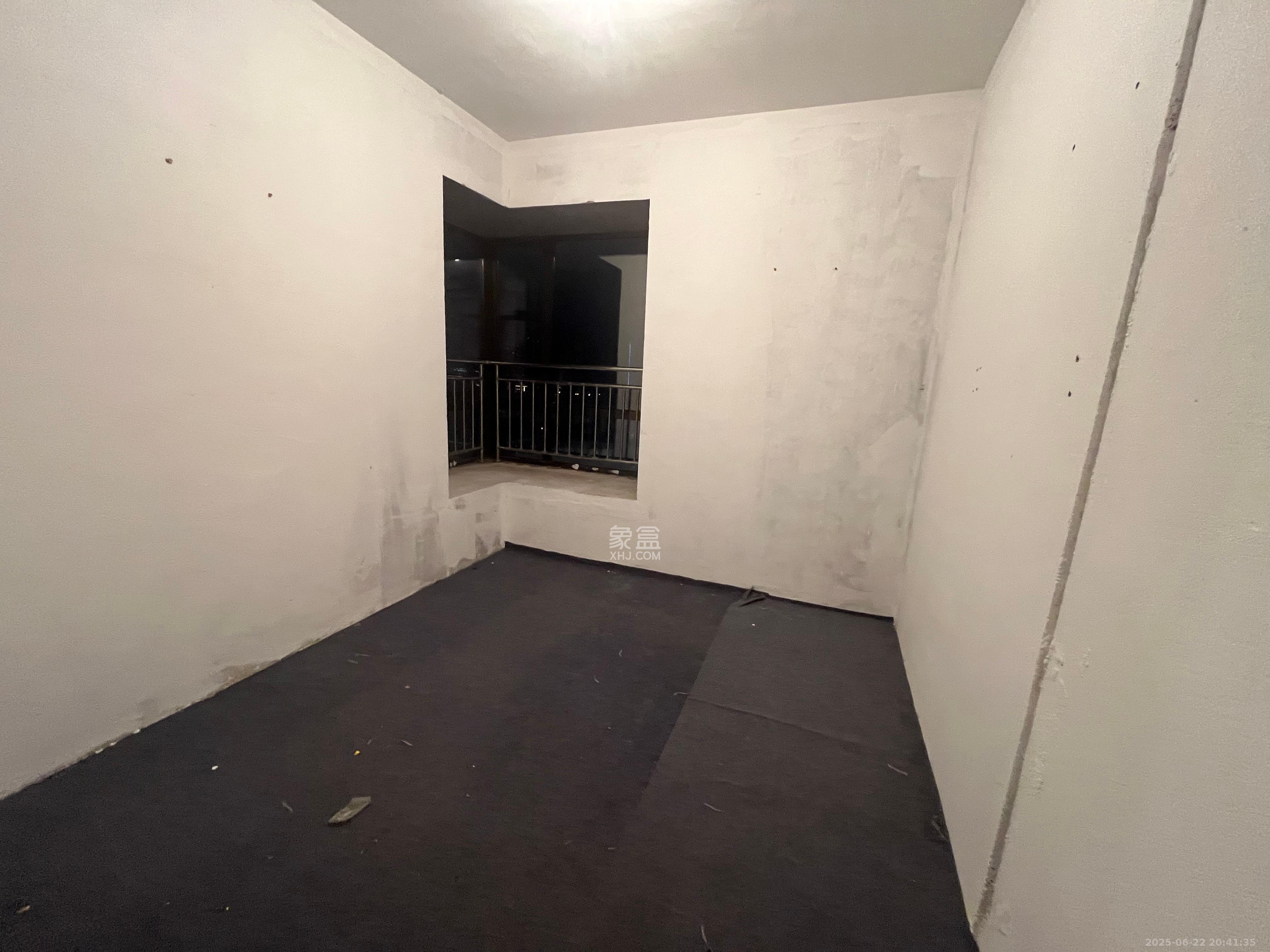 华晨国际公馆 4室2厅2卫 4500.0元/月 华晨国际公馆 4室2厅2卫 4500.0元/月室内图