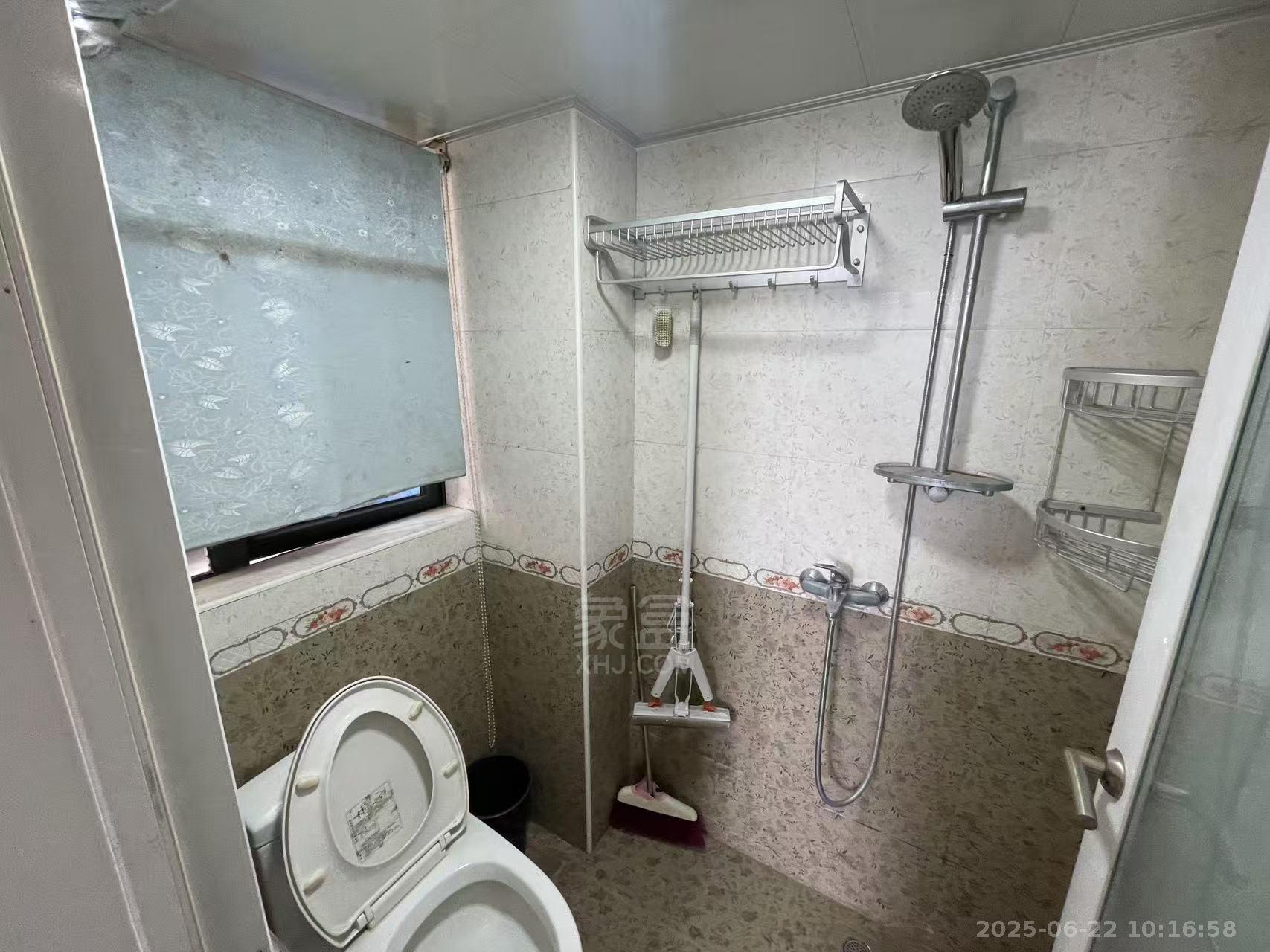 恒瑞雅园 1室1厅1卫 1300.0元/月 恒瑞雅园 1室1厅1卫 1300.0元/月室内图