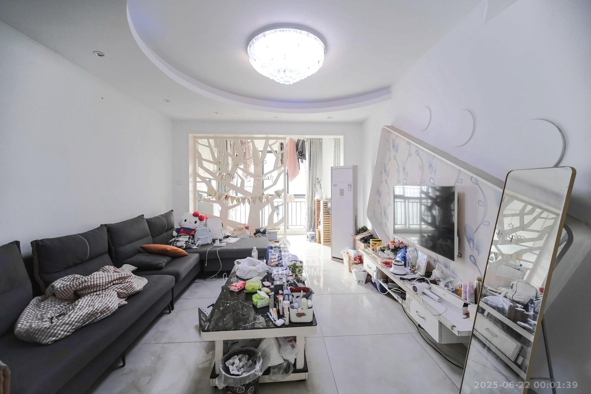 花样年华  3室2厅1卫    68.0万 花样年华  3室2厅1卫    68.0万