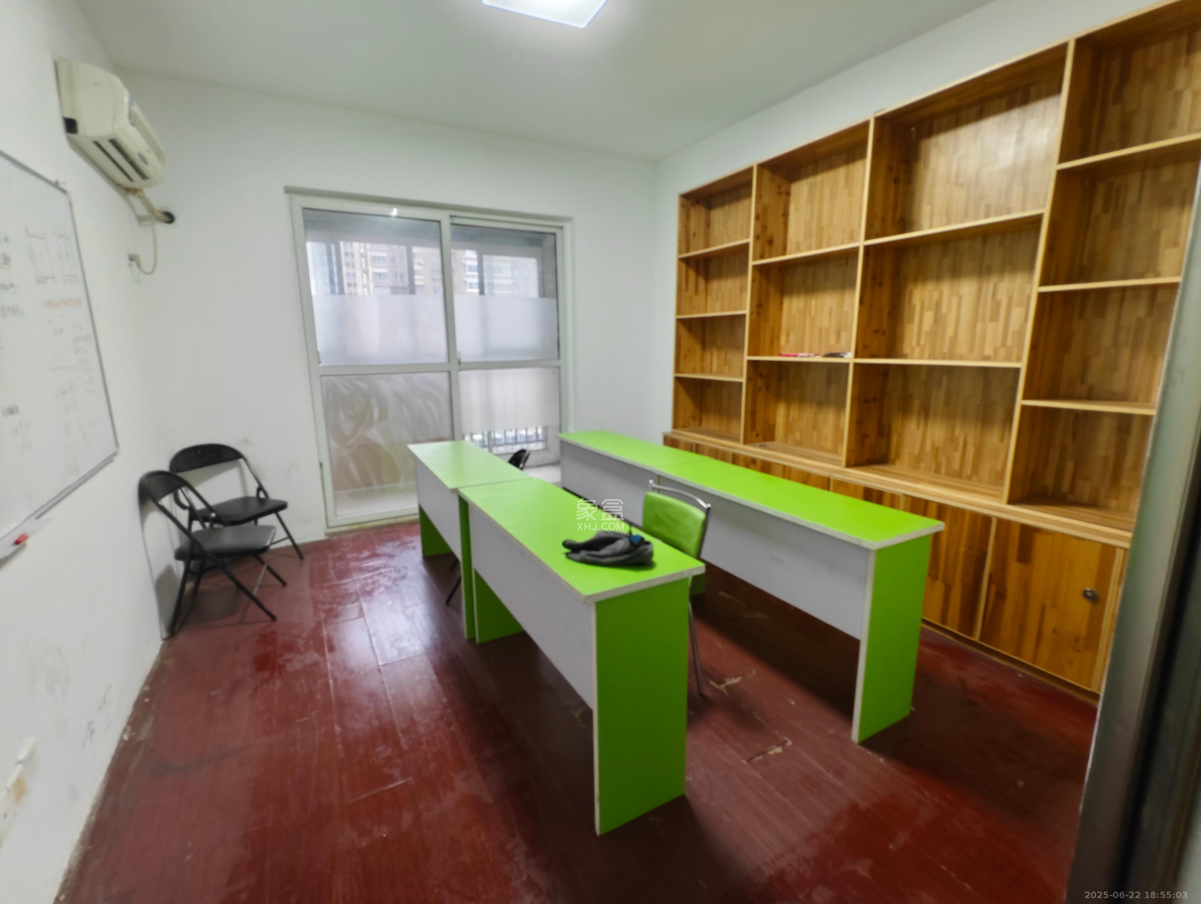 上河国际C区 4室2厅1卫 3100.0元/月 上河国际C区 4室2厅1卫 3100.0元/月室内图