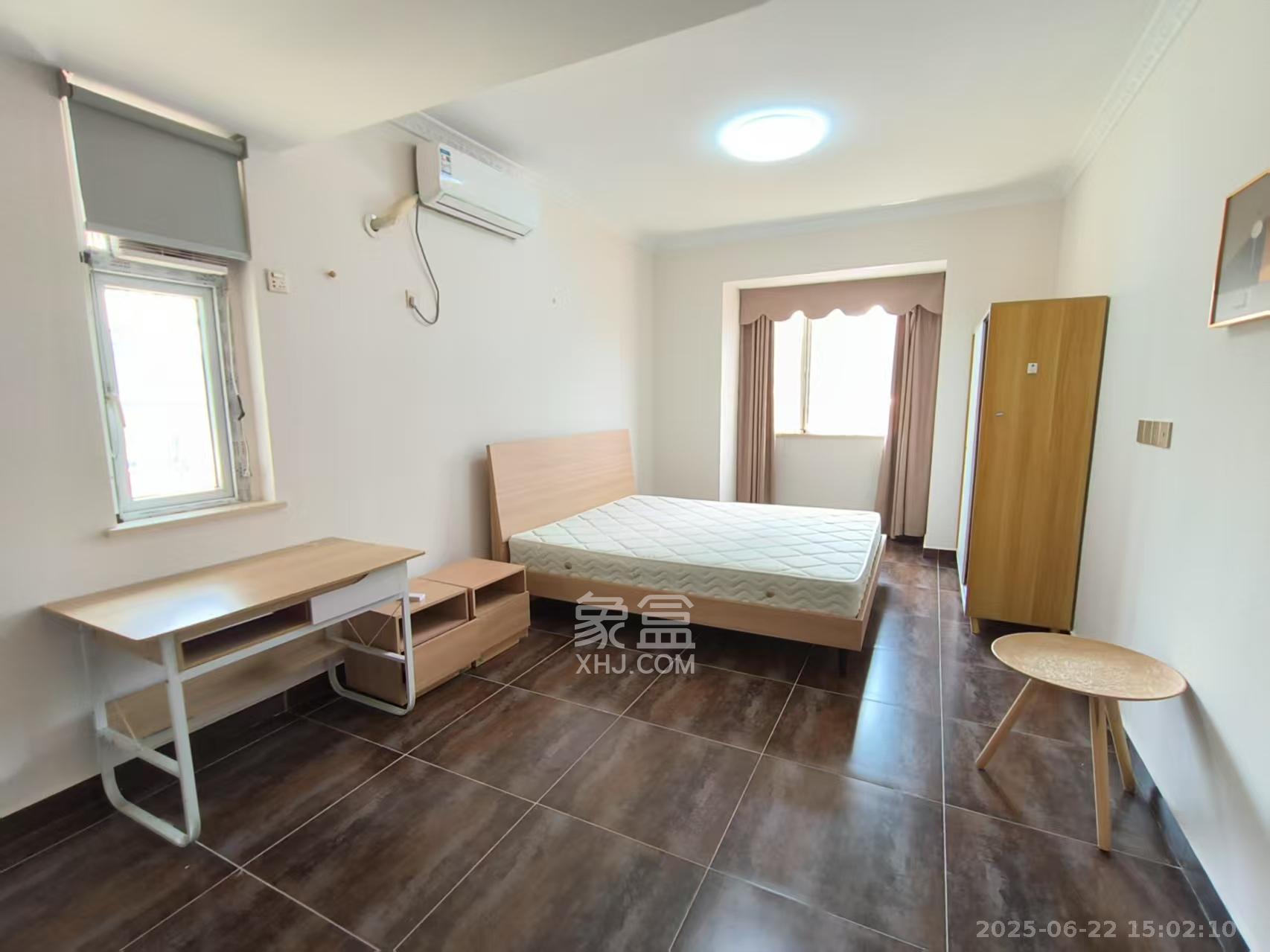 长城宾馆宿舍 3室1厅1卫 4200.0元/月 长城宾馆宿舍 3室1厅1卫 4200.0元/月室内图