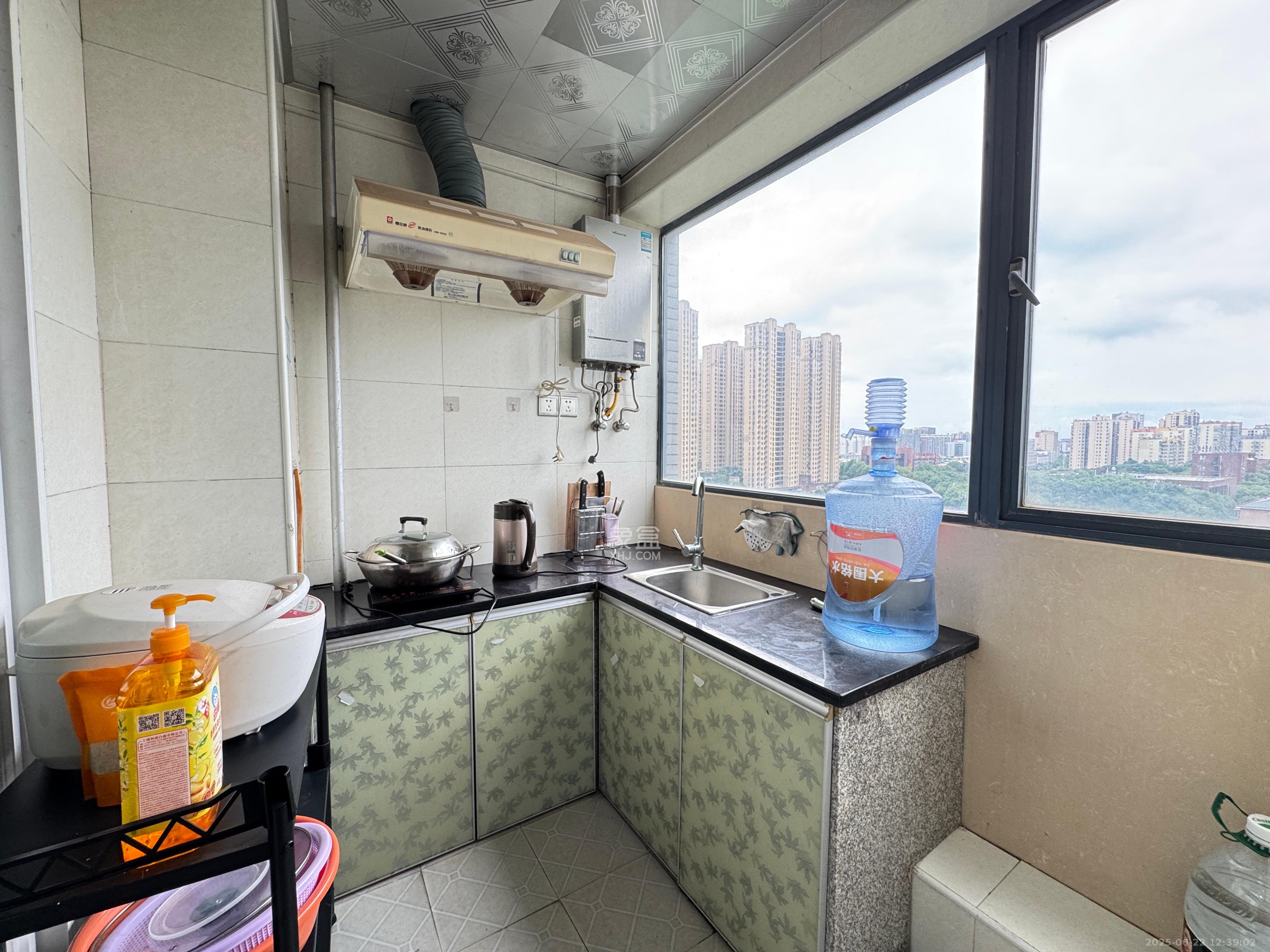 亚商国际 1室1厅1卫 1400.0元/月 亚商国际 1室1厅1卫 1400.0元/月室内图