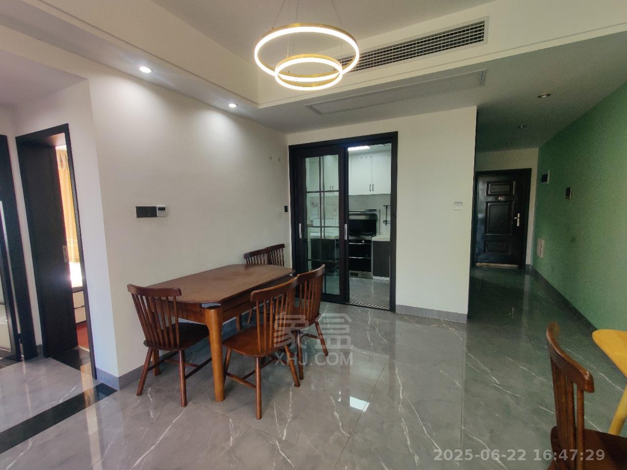 金轮翡翠名园 3室2厅1卫 1800.0元/月 金轮翡翠名园 3室2厅1卫 1800.0元/月室内图