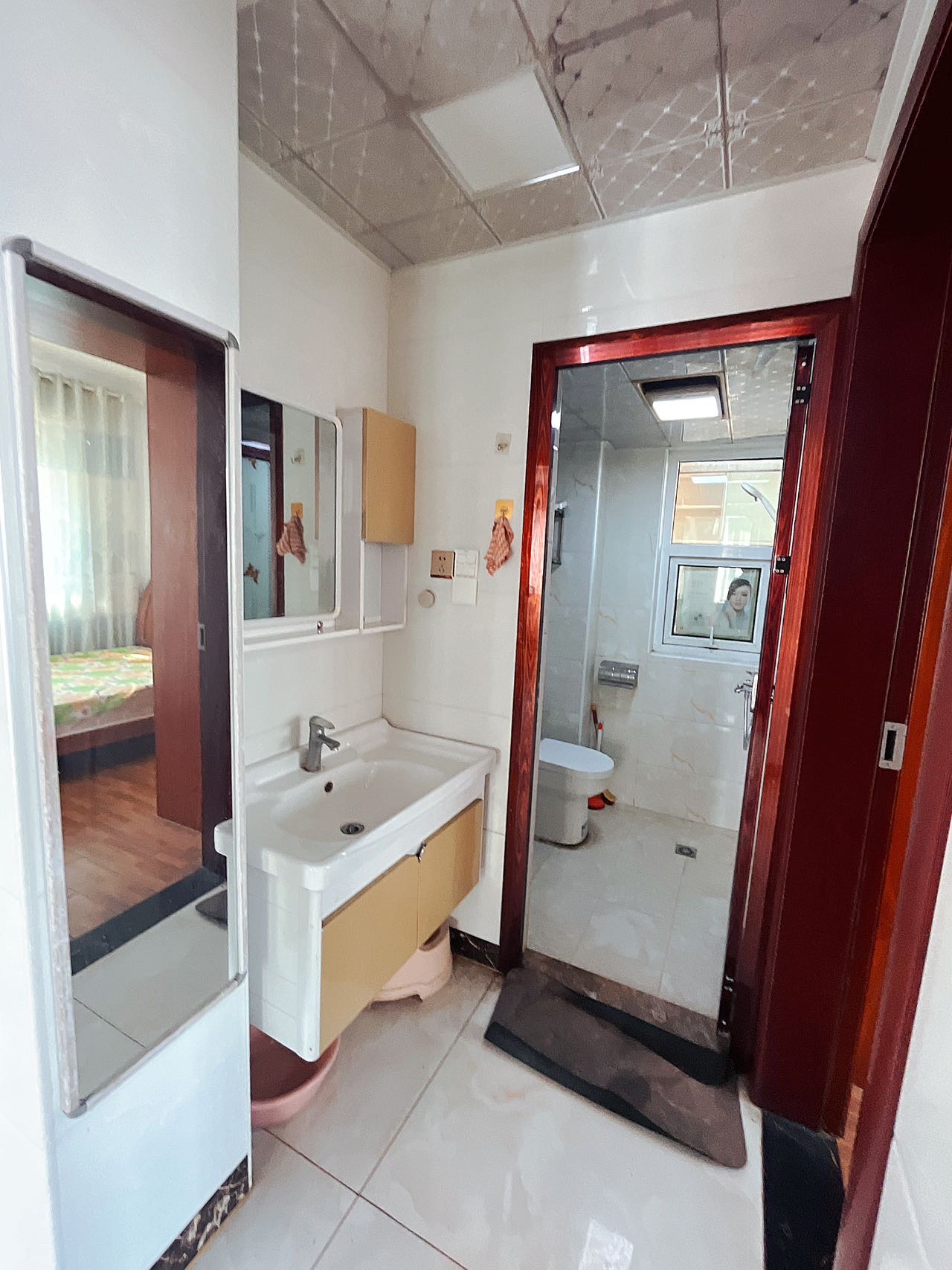 和康园小区  3室2厅1卫   1900.00元/月户型图