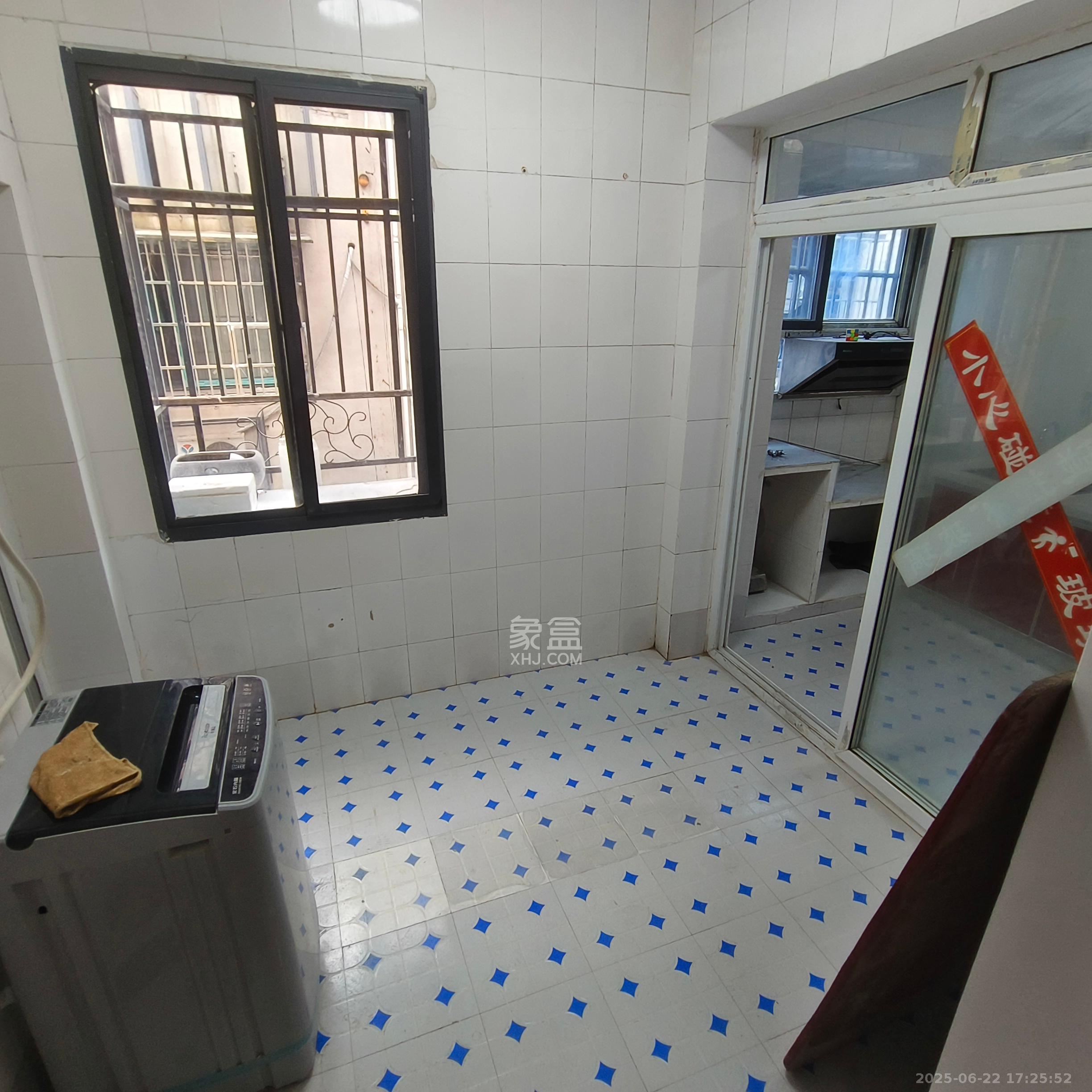 星沙二区 2室1厅1卫 1200.0元/月 星沙二区 2室1厅1卫 1200.0元/月室内图