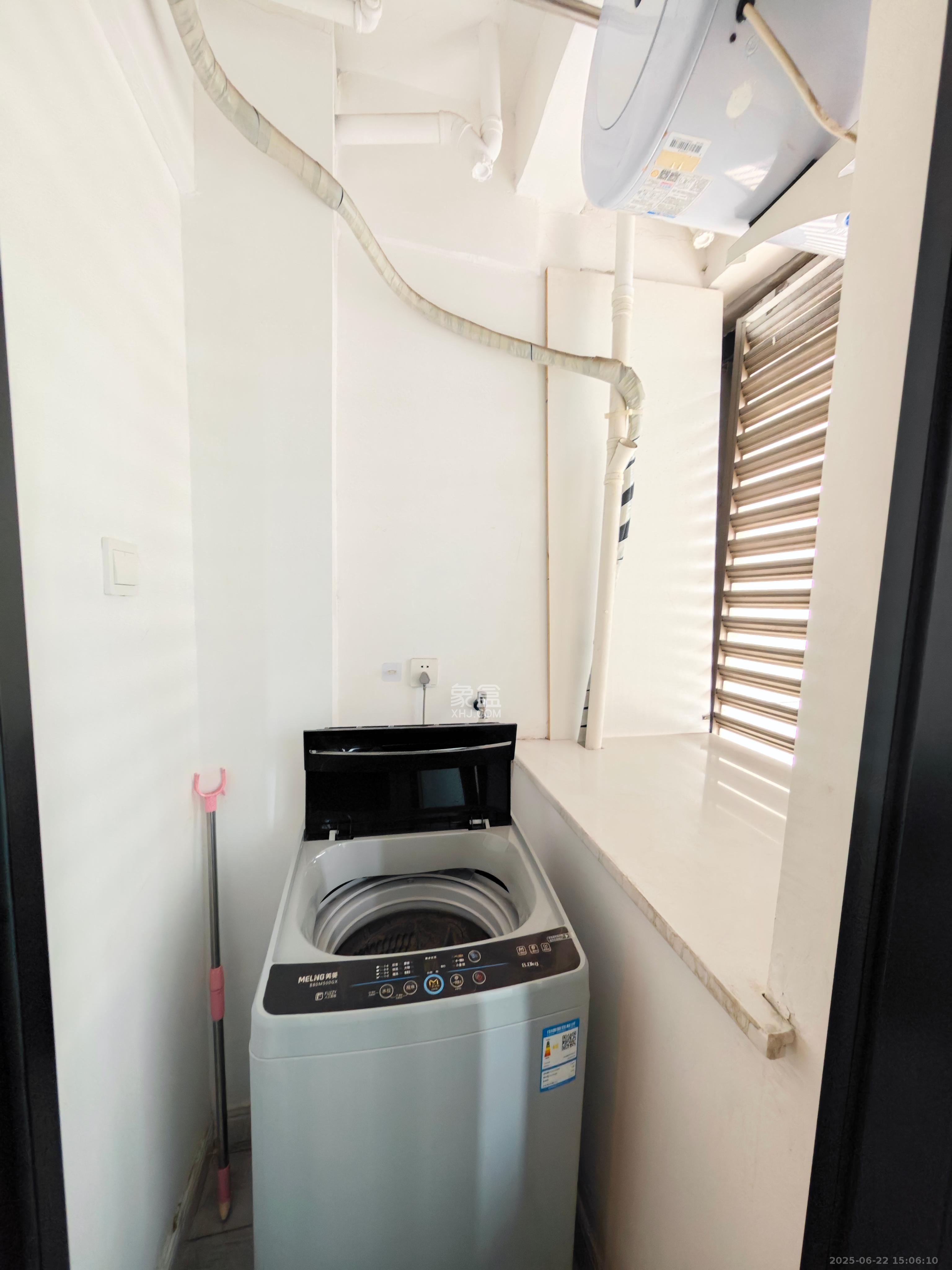 东友星座 1室0厅0卫 1800.0元/月 东友星座 1室0厅0卫 1800.0元/月室内图