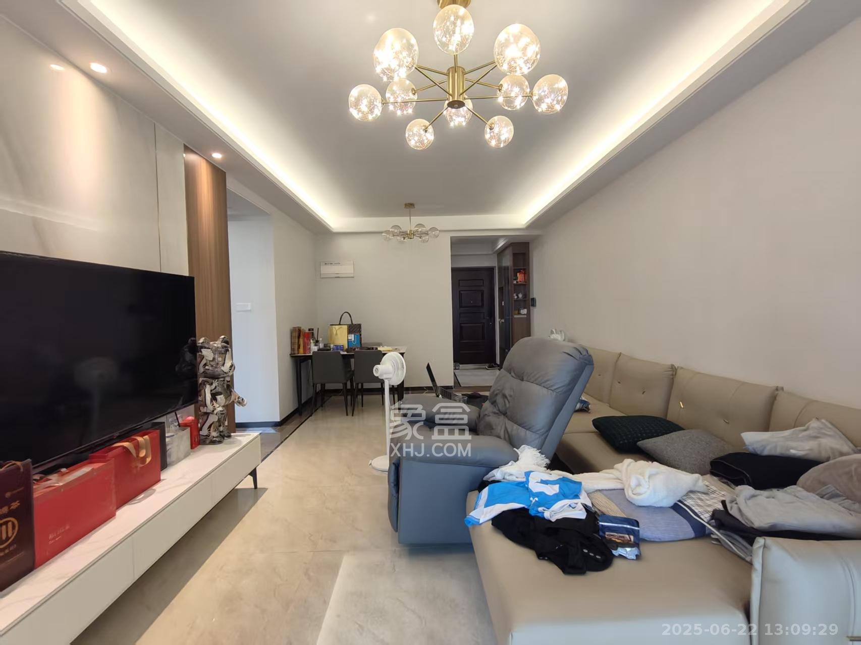 保利海德公园  3室2厅1卫    3800.0元/月室内图