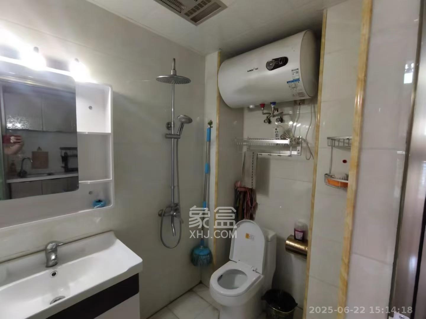杨家湾小区  2室2厅1卫   1300.00元/月室内图