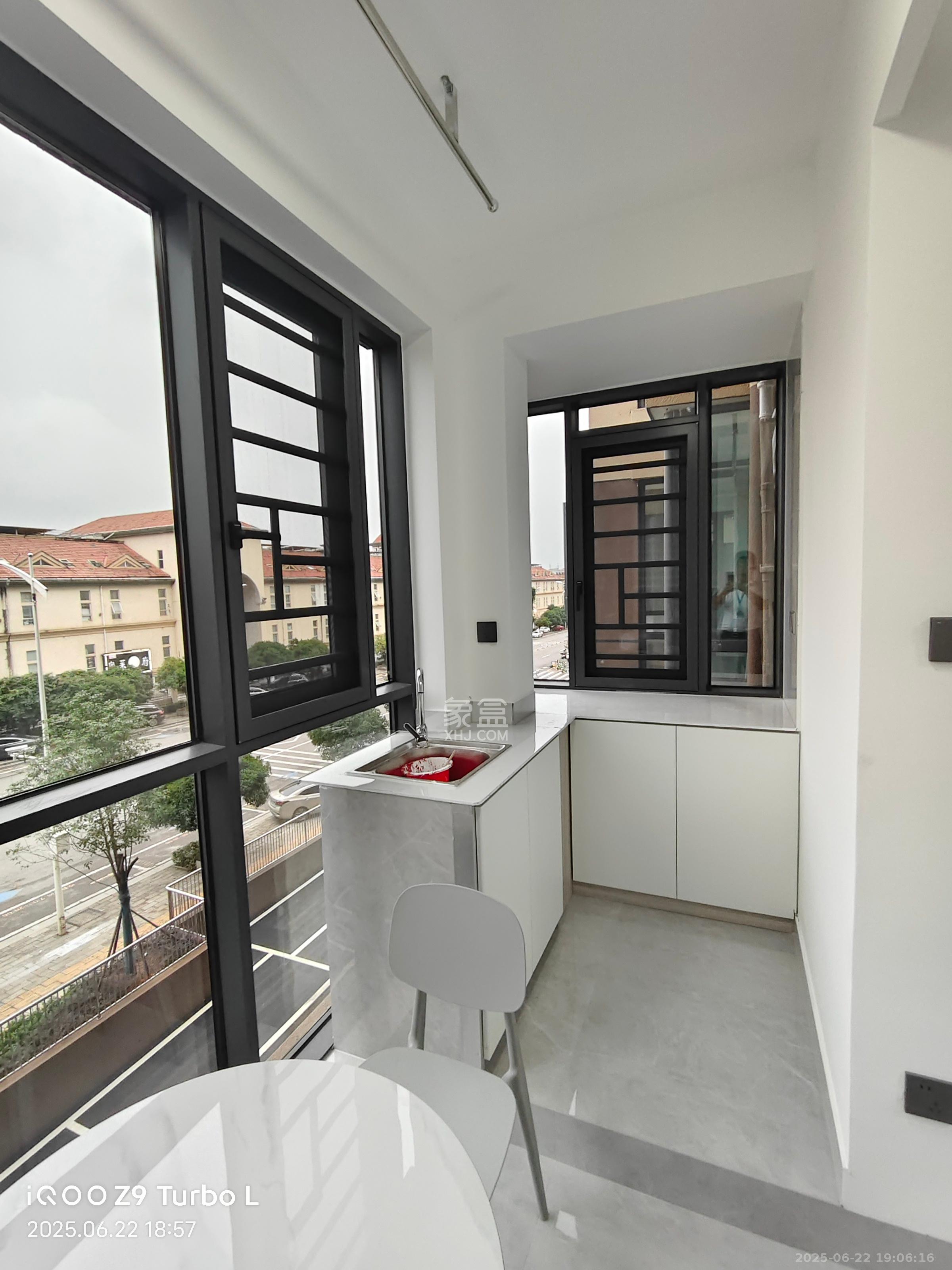 先锋新宇 1室0厅1卫 1100.0元/月 先锋新宇 1室0厅1卫 1100.0元/月室内图