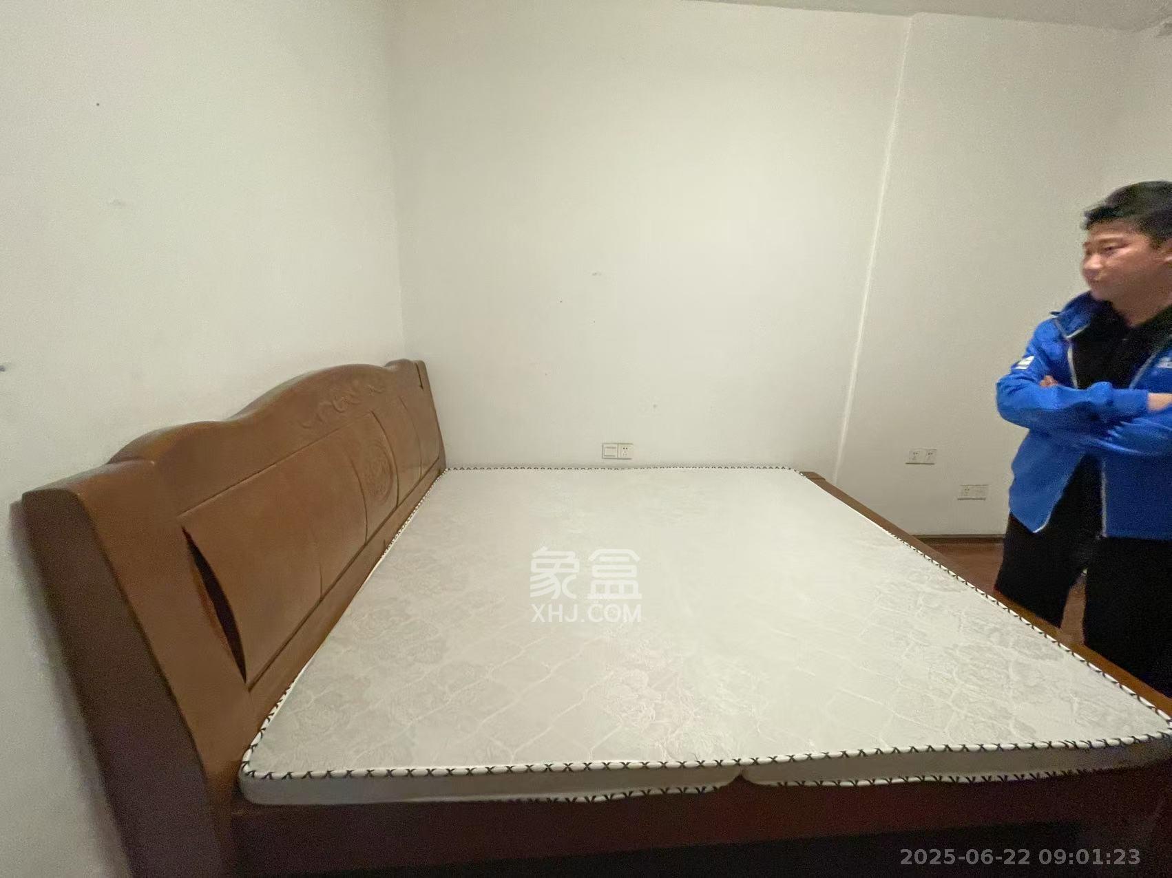 紫晶城  3室2厅2卫    1600.0元/月室内图