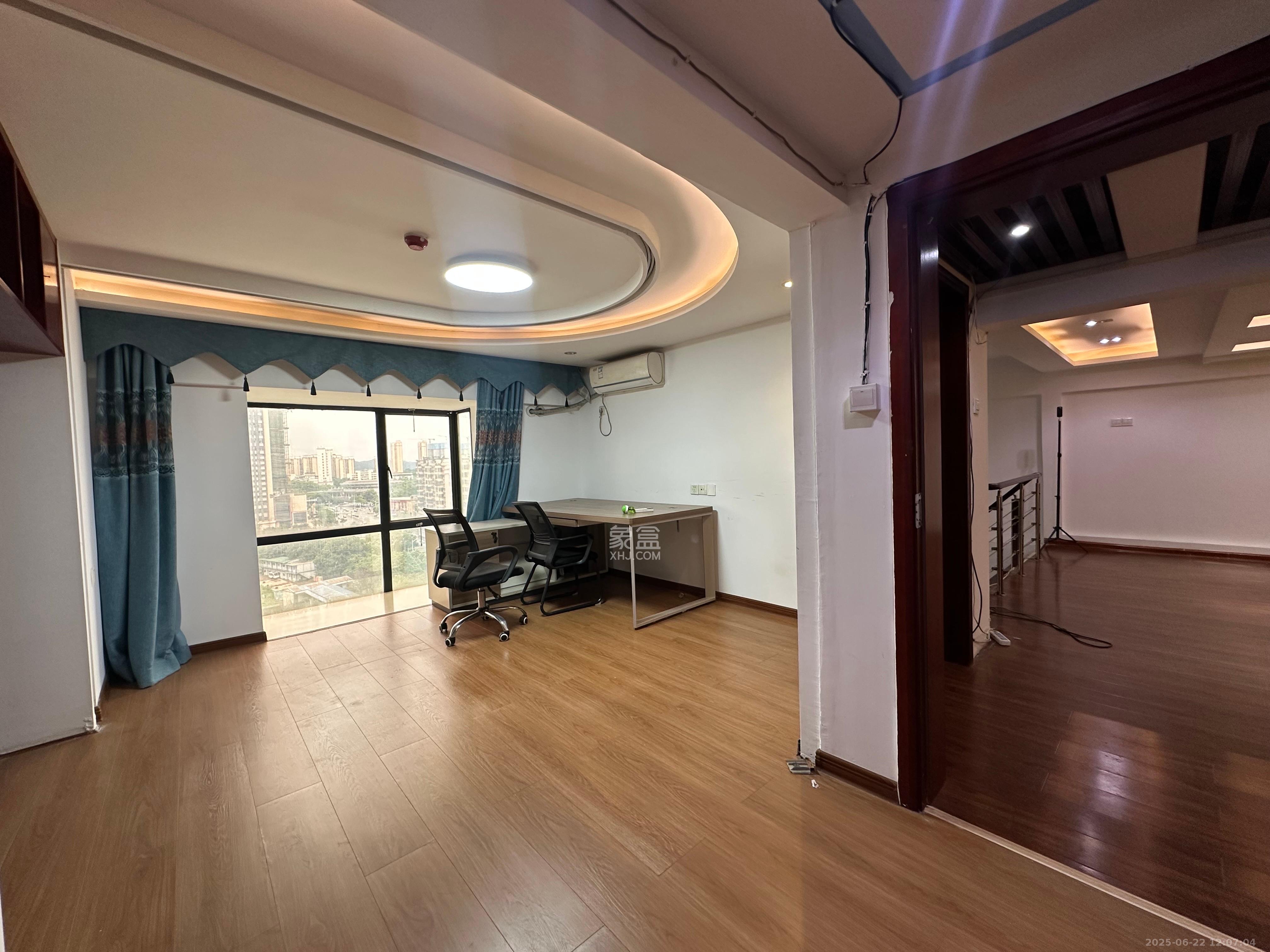 城市快线（新建大厦）  1室1厅1卫    2800.0元/月