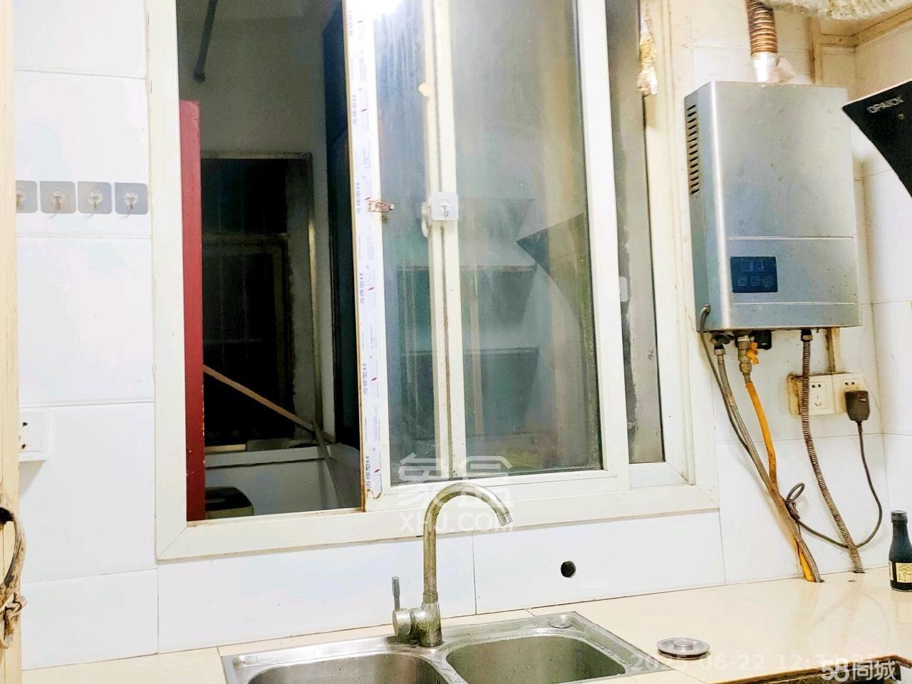 望麓园散盘 1室2厅1卫 2100.0元/月 望麓园散盘 1室2厅1卫 2100.0元/月室内图