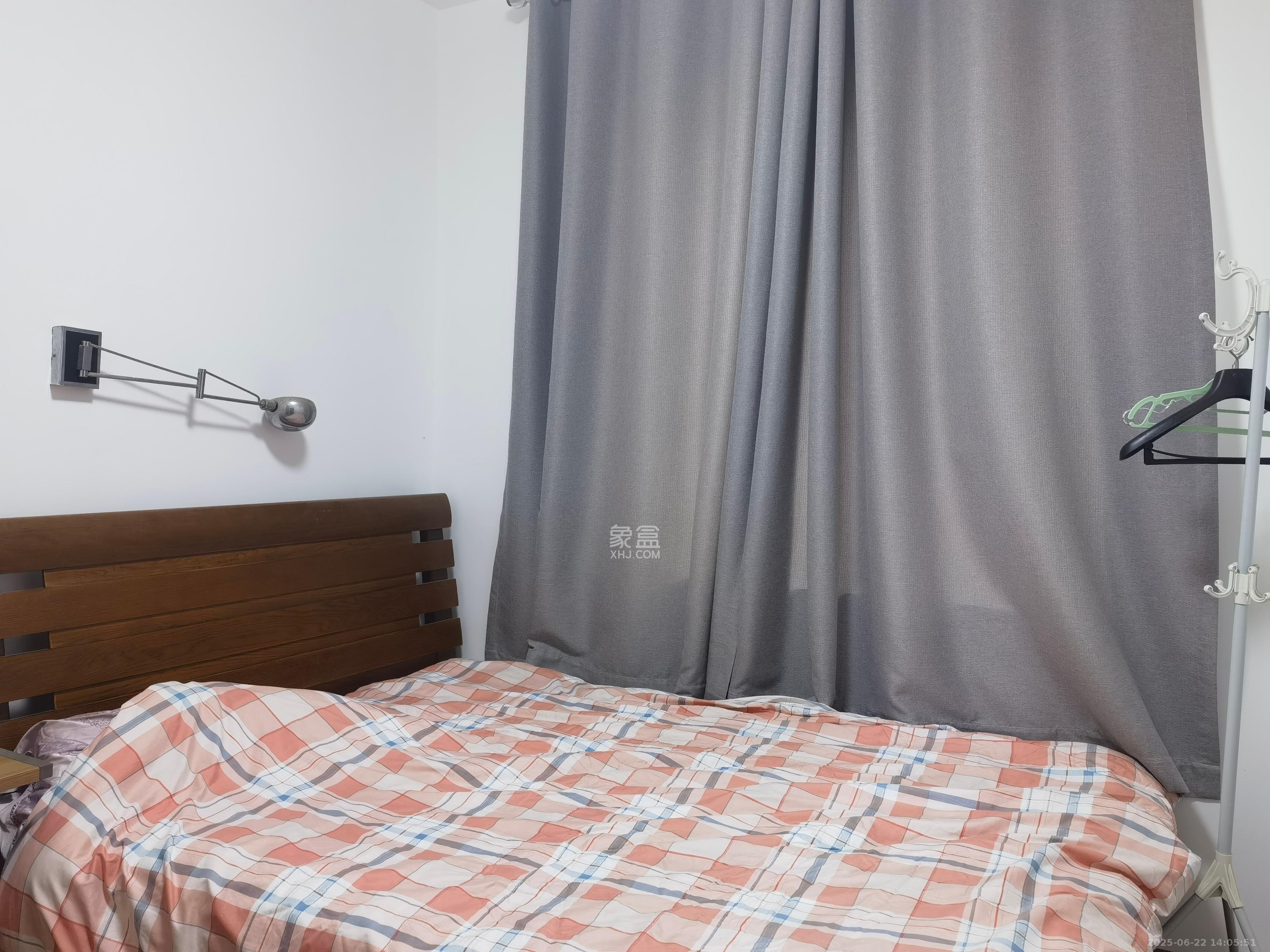 中天枫景园 4室2厅2卫 5500.0元/月 中天枫景园 4室2厅2卫 5500.0元/月室内图