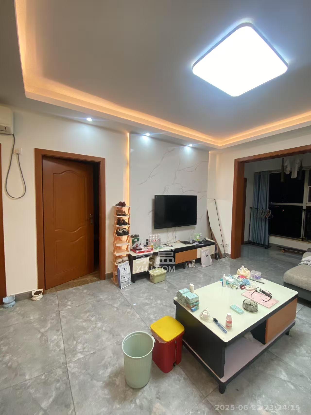 兴威名座  3室1厅1卫   3000.00元/月室内图