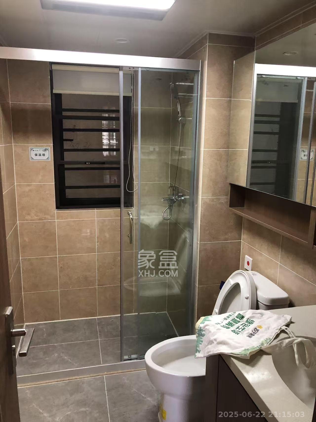 保利海德公园 3室2厅2卫 3800.0元/月 保利海德公园 3室2厅2卫 3800.0元/月室内图