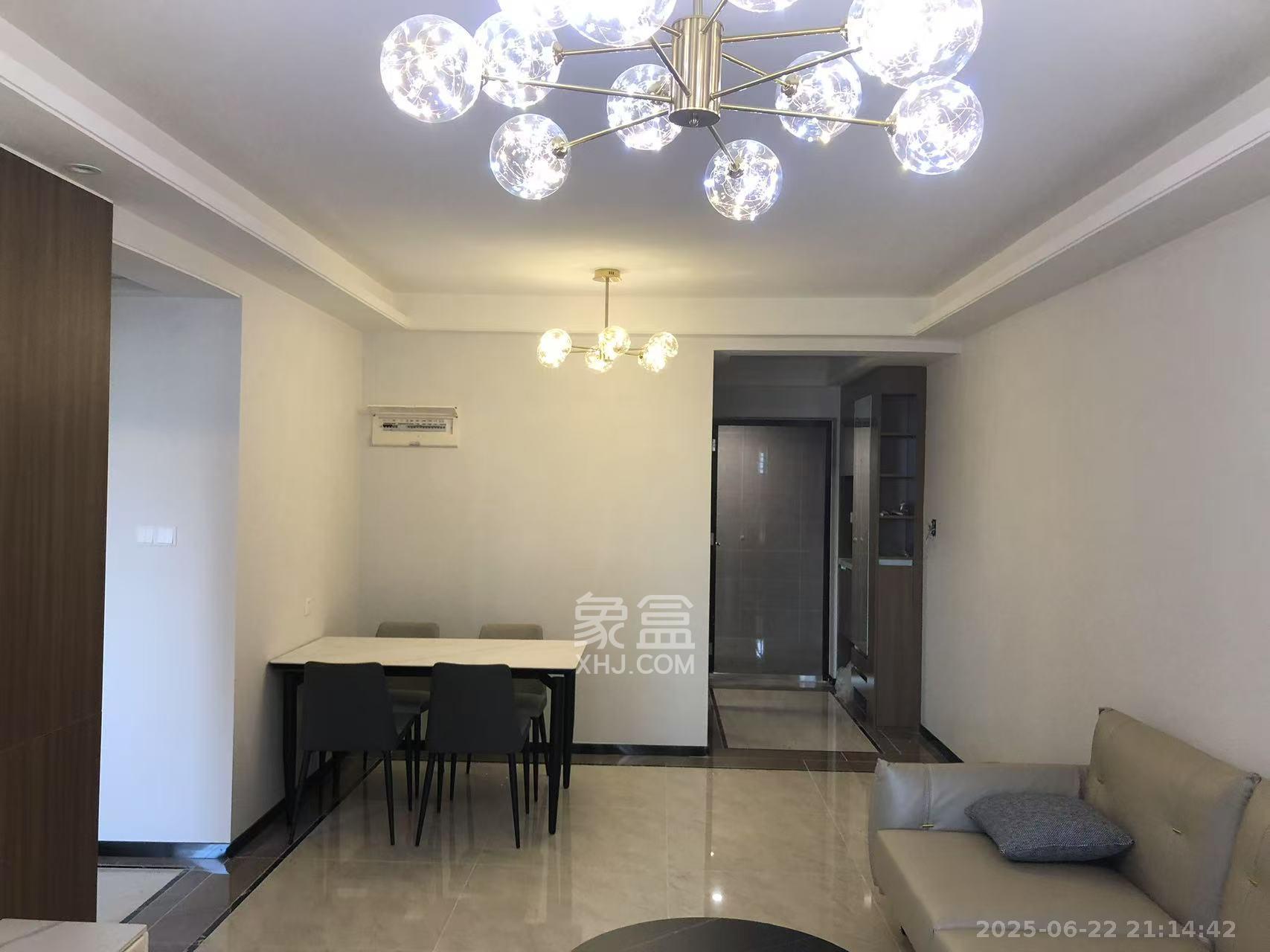 保利海德公园 3室2厅2卫 3800.0元/月 保利海德公园 3室2厅2卫 3800.0元/月室内图