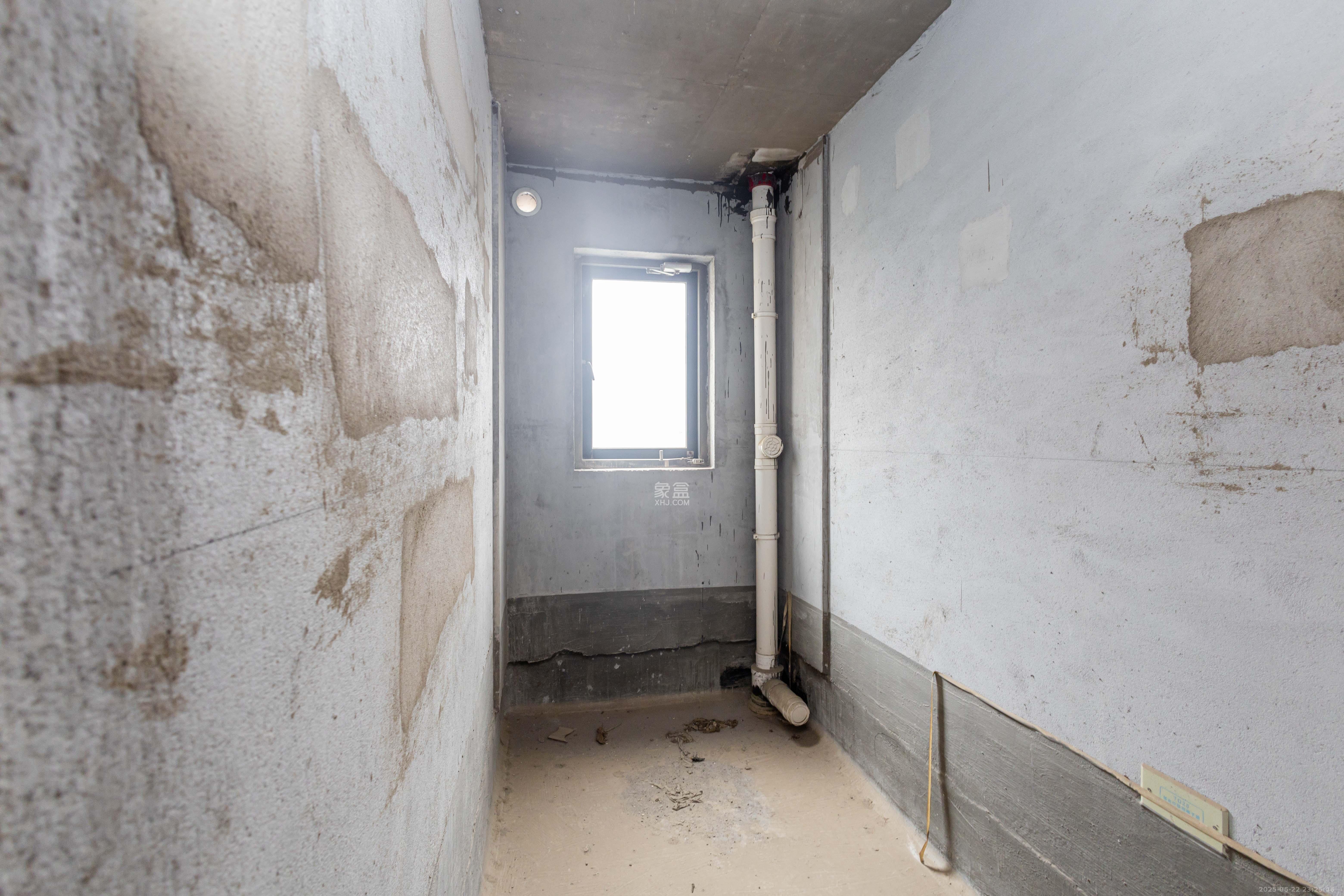 中交中央公园D4区  3室2厅2卫    125.0万卫生间