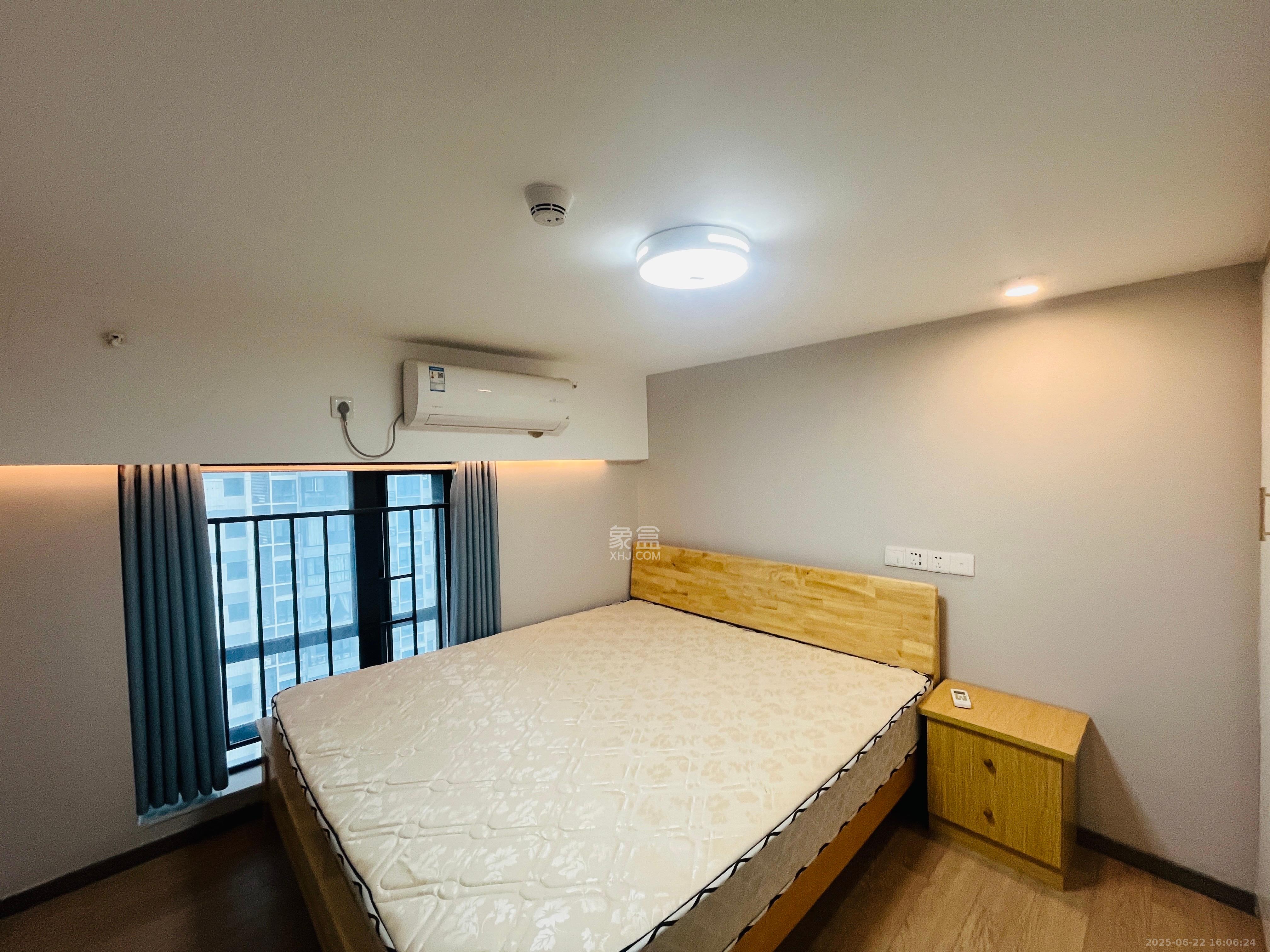时代年华  2室2厅2卫   1900.00元/月室内图