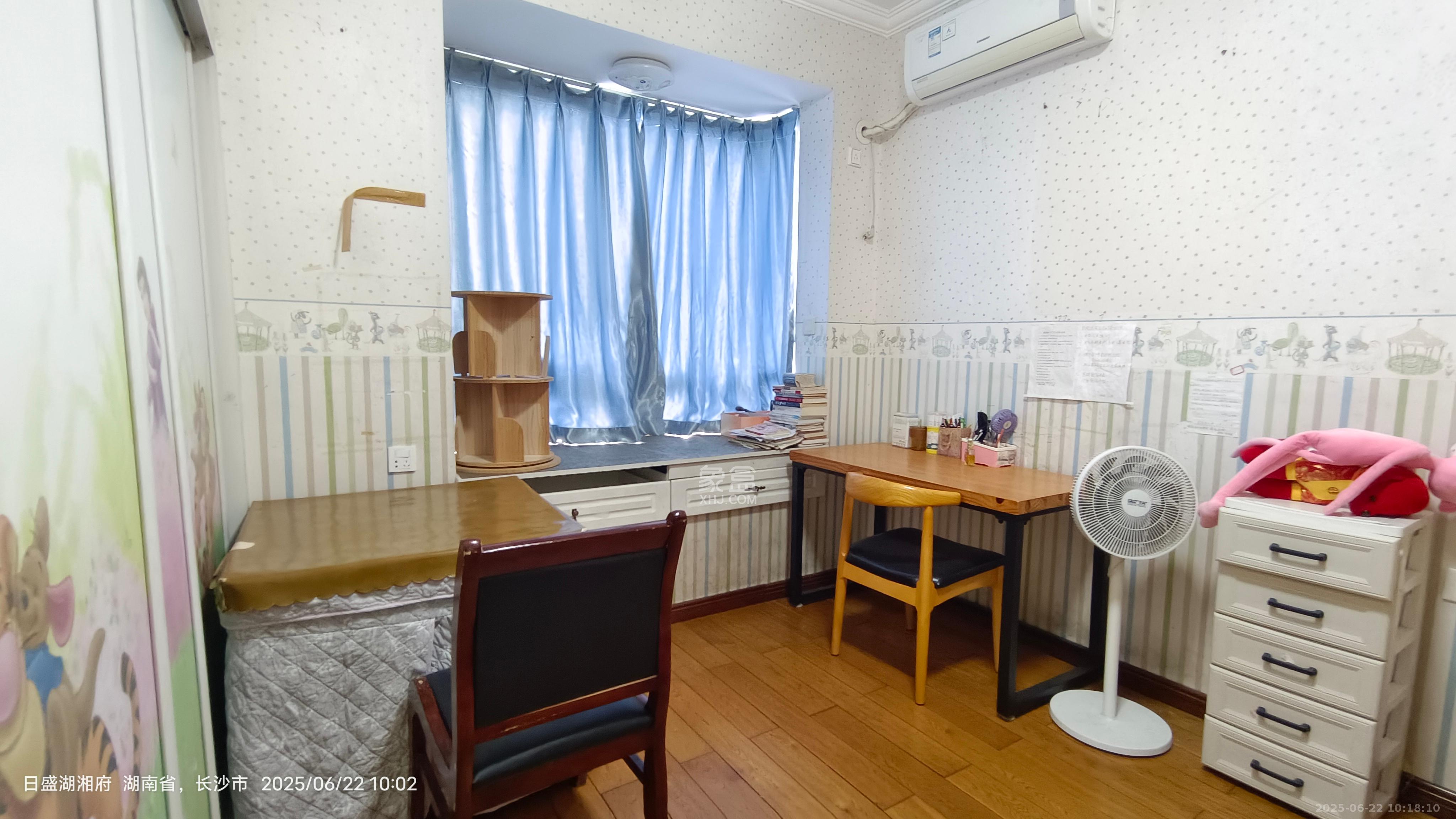 湘江世纪城鸿江苑  3室1厅1卫   2600.00元/月室内图