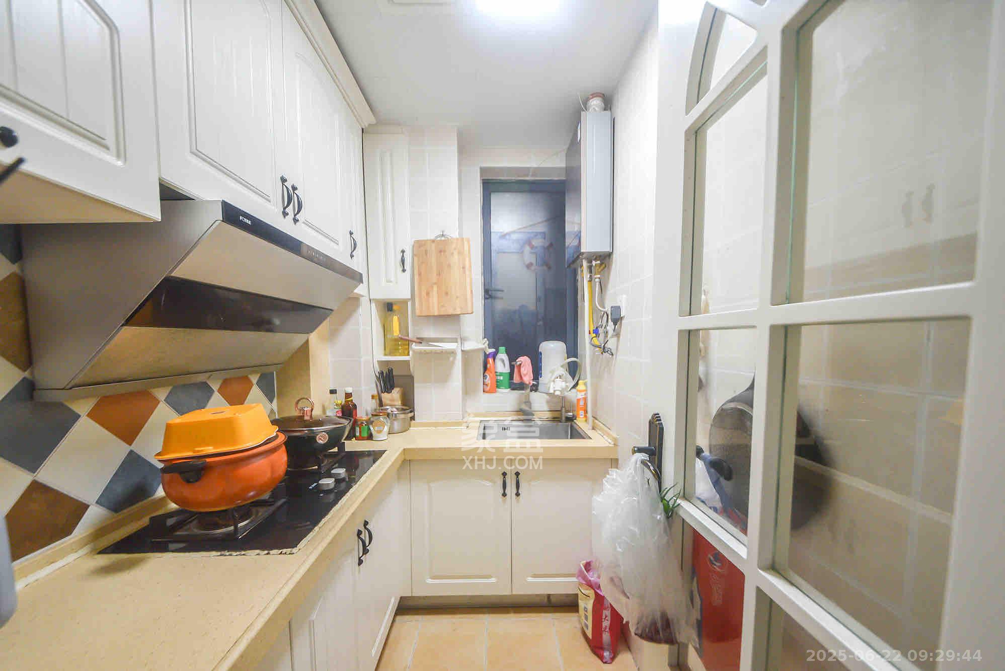 云鼎公馆 4室1厅1卫 2800.0元/月 云鼎公馆 4室1厅1卫 2800.0元/月室内图