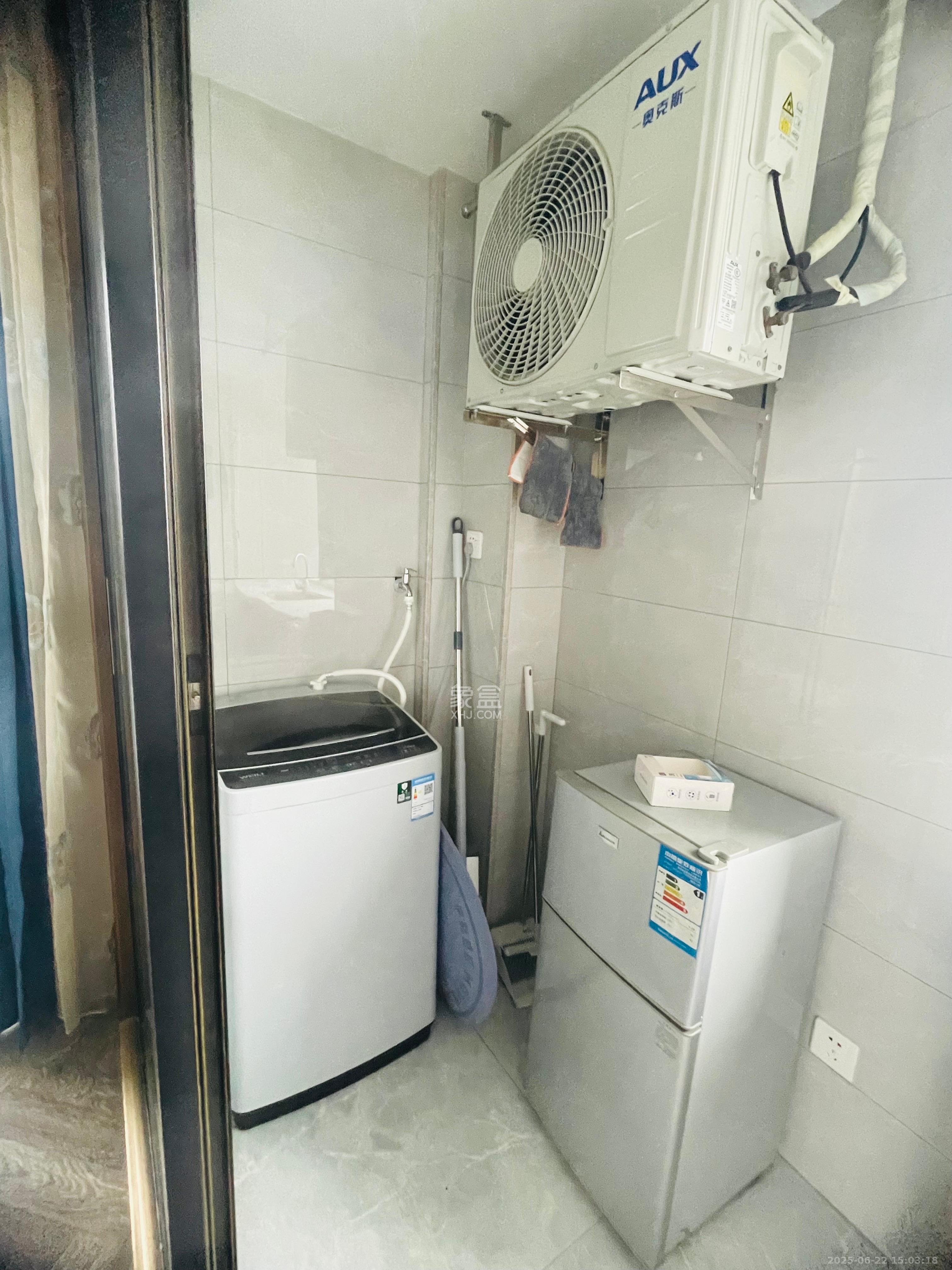 中茂城  1室1厅1卫    1500.0元/月室内图