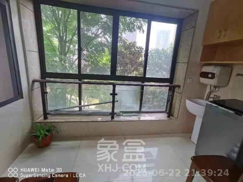 梅溪湖金茂悦（金悦雅苑）  3室2厅2卫   3200.00元/月室内图