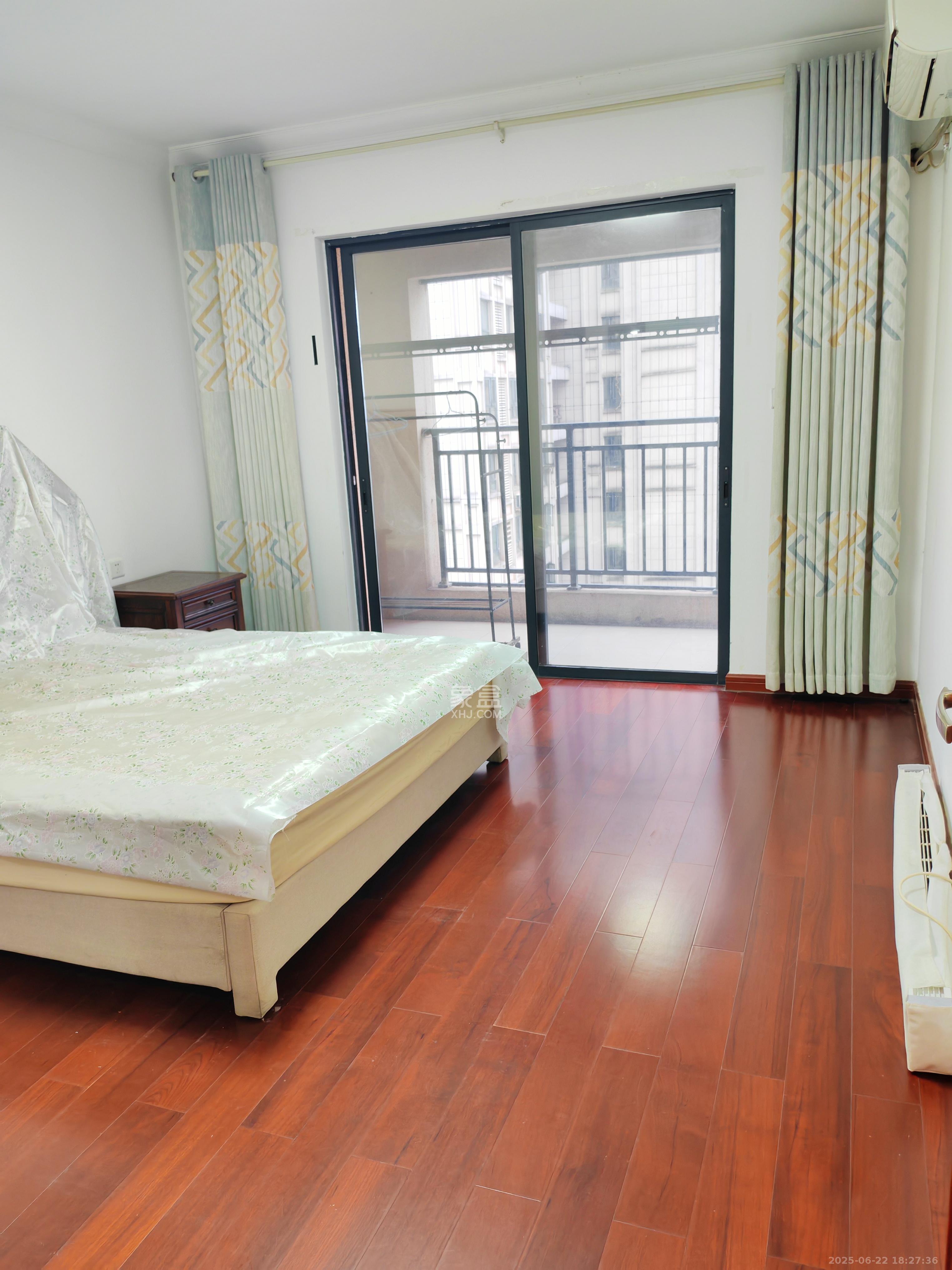 中海梅溪湖壹号 3室2厅2卫 3000.0元/月 中海梅溪湖壹号 3室2厅2卫 3000.0元/月室内图