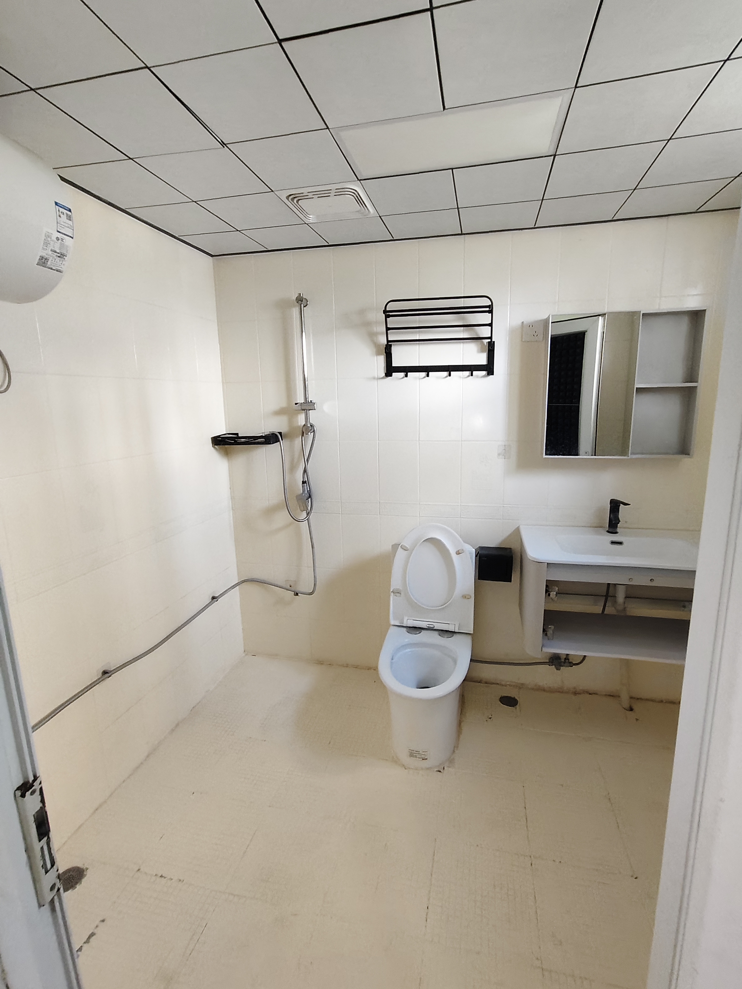 嘉华城市花园 4室2厅2卫 3500.0元/月 嘉华城市花园 4室2厅2卫 3500.0元/月室内图