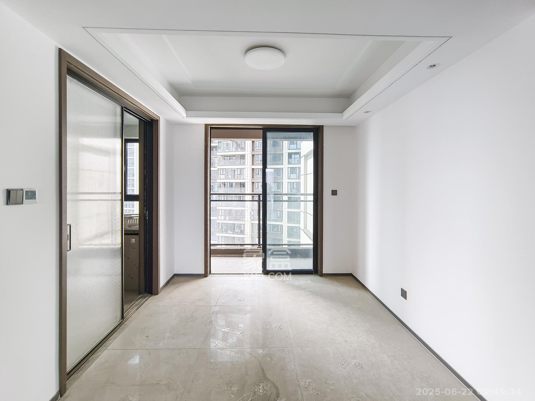 荣盛锦绣学府  3室2厅2卫    2800.0元/月 荣盛锦绣学府  3室2厅2卫    2800.0元/月室内图