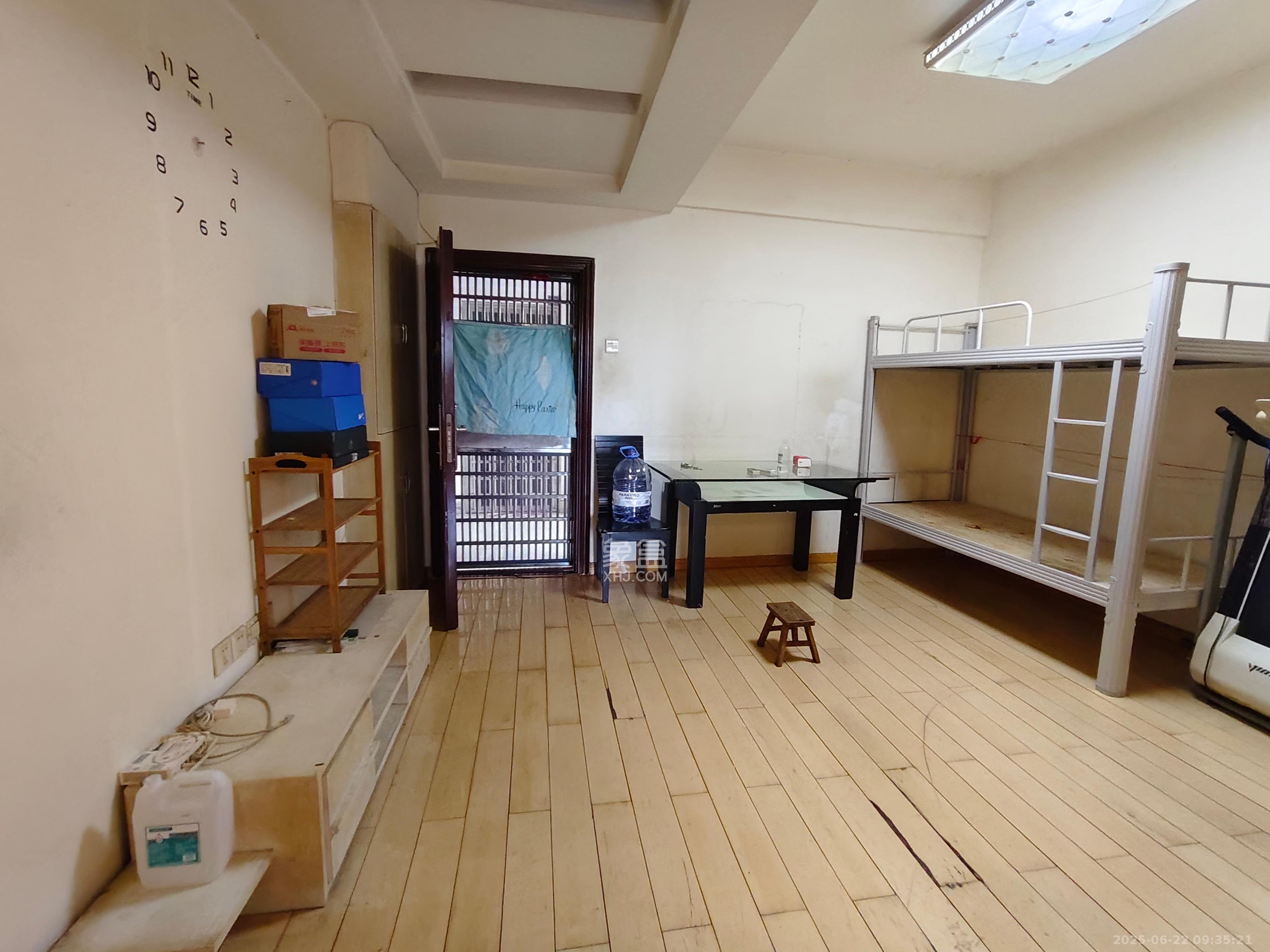 芙蓉苑 2室2厅1卫 1800.0元/月 芙蓉苑 2室2厅1卫 1800.0元/月室内图