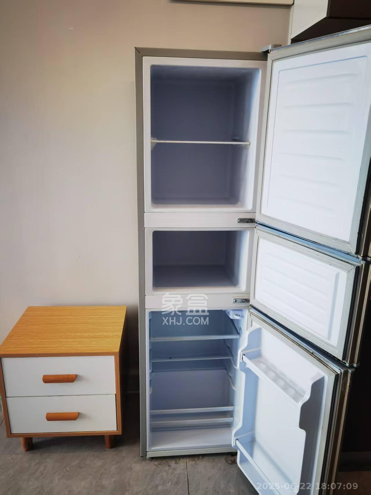 正荣财富中心  1室1厅1卫   1350.00元/月室内图