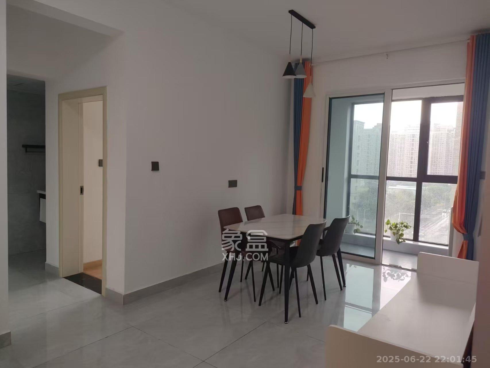 中天栖溪里  3室2厅2卫    3000.0元/月 中天栖溪里  3室2厅2卫    3000.0元/月室内图