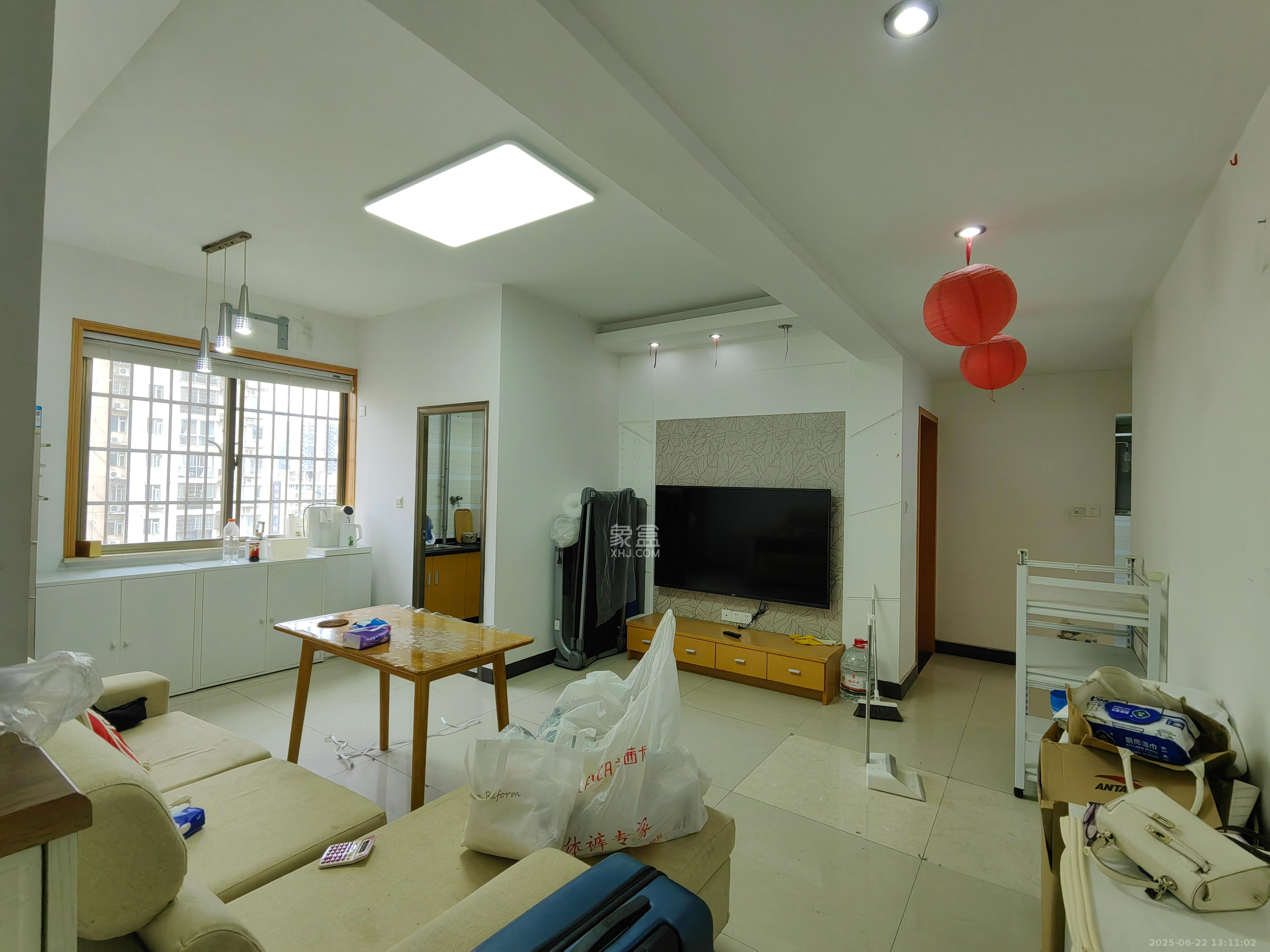 中房F联邦  3室2厅1卫   2200.00元/月室内图