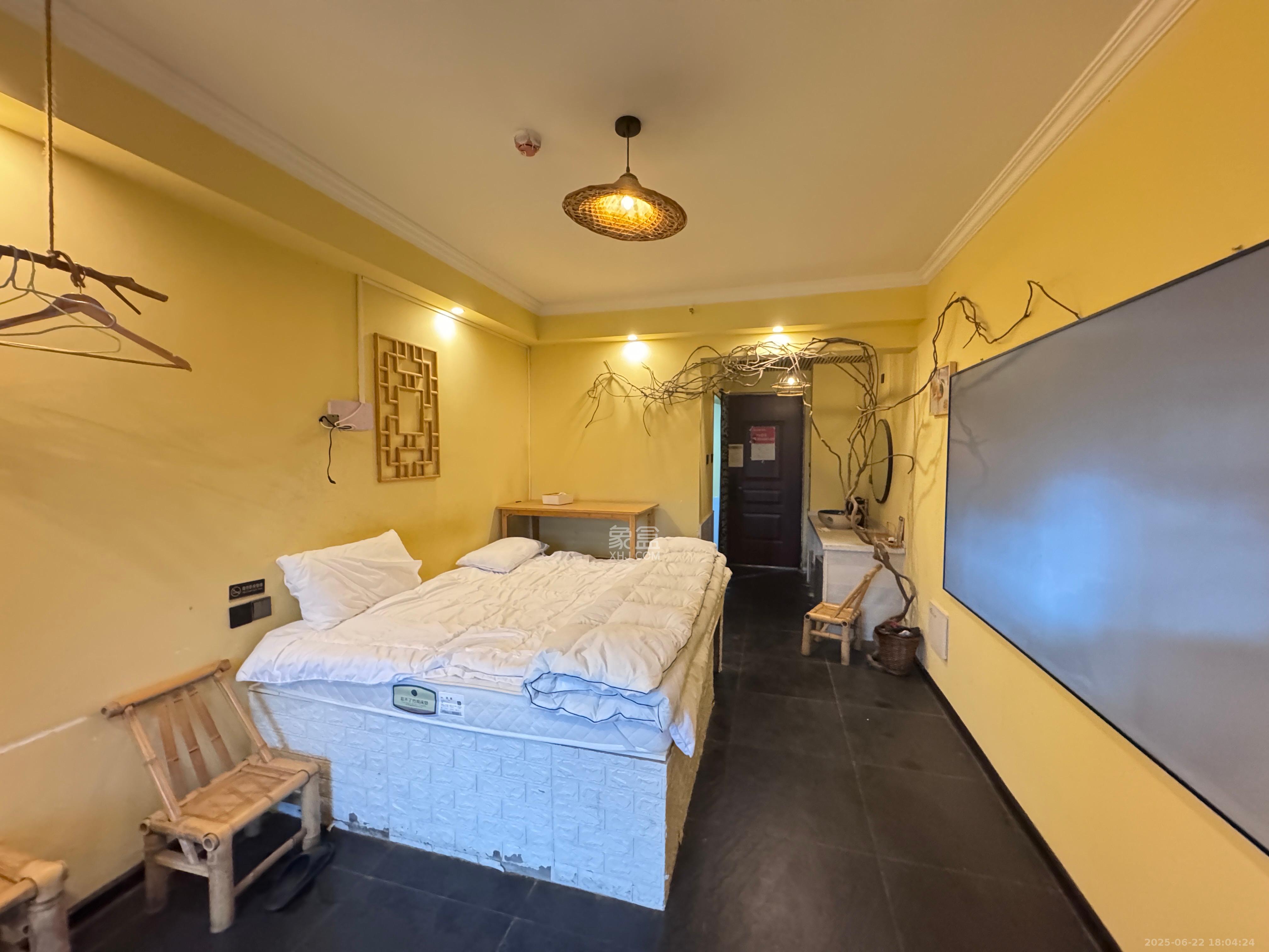 中海新城熙岸(中信新城五期)  1室1厅1卫    1000.0元/月 中海新城熙岸(中信新城五期)  1室1厅1卫    1000.0元/月