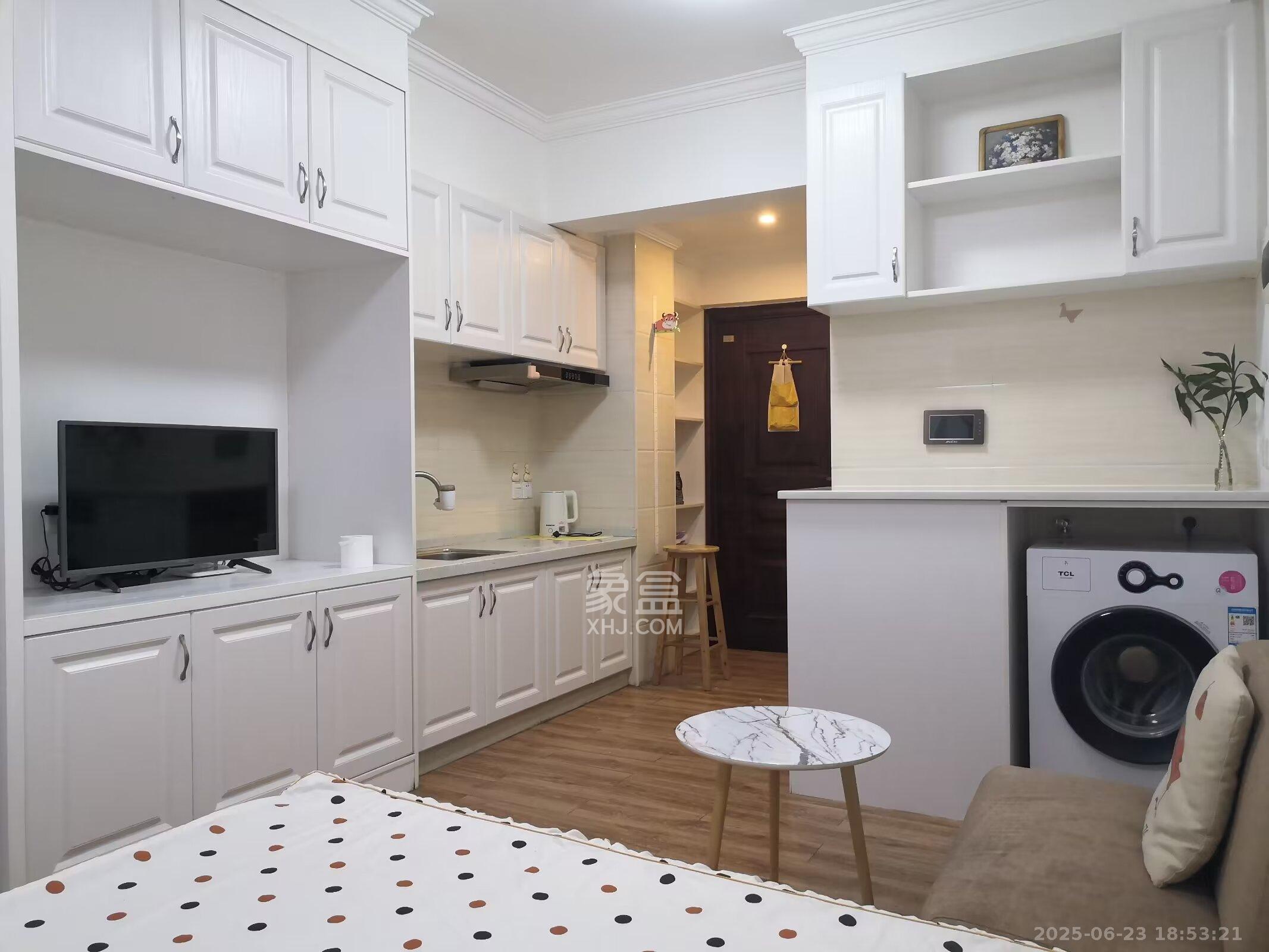 湘熙水郡(观澜海赋家园)  1室1厅1卫    1600.0元/月 湘熙水郡(观澜海赋家园)  1室1厅1卫    1600.0元/月