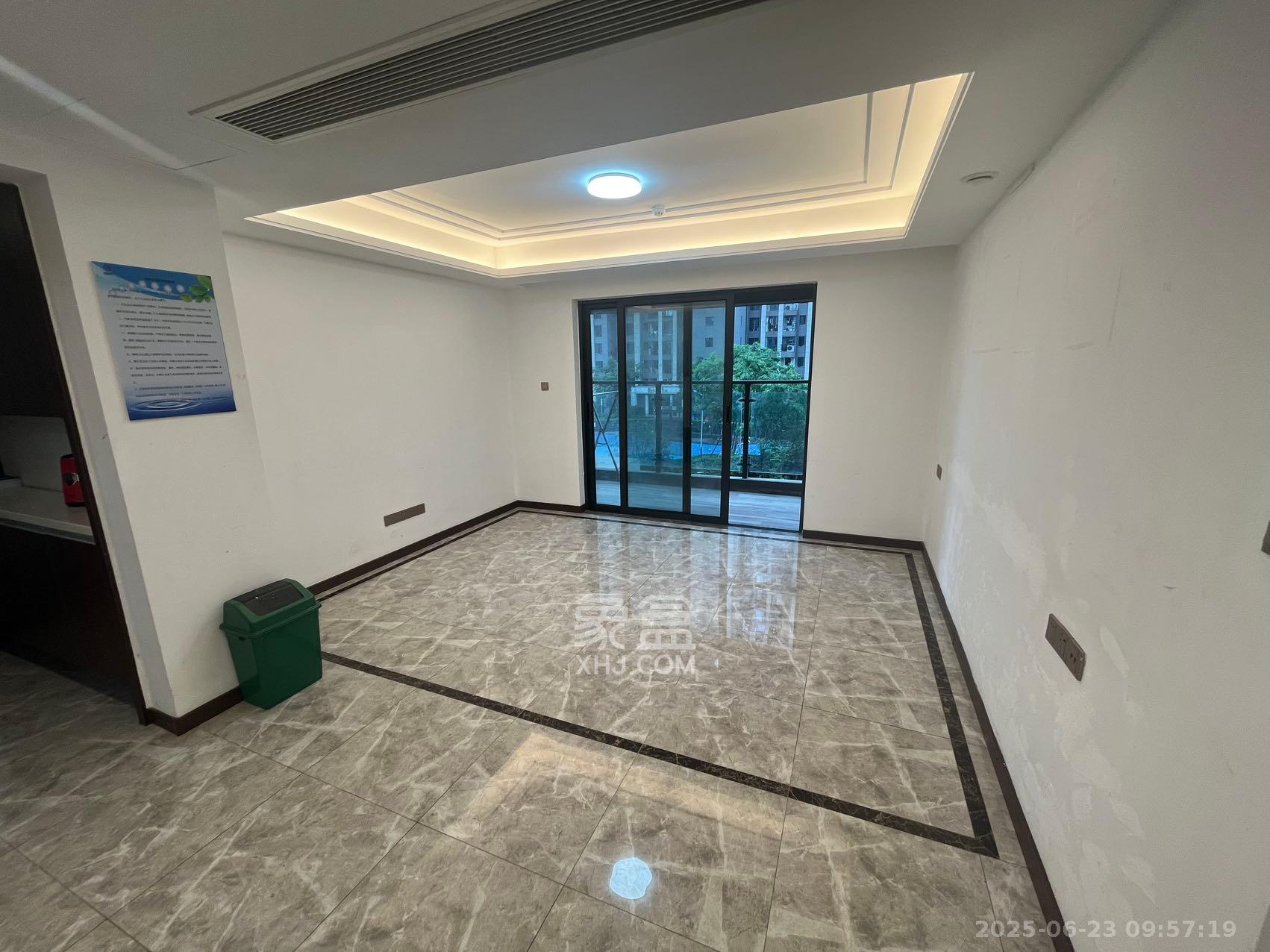 绿地长沙城际空间站（绿地新里佳苑）  5室2厅3卫    4400.0元/月室内图